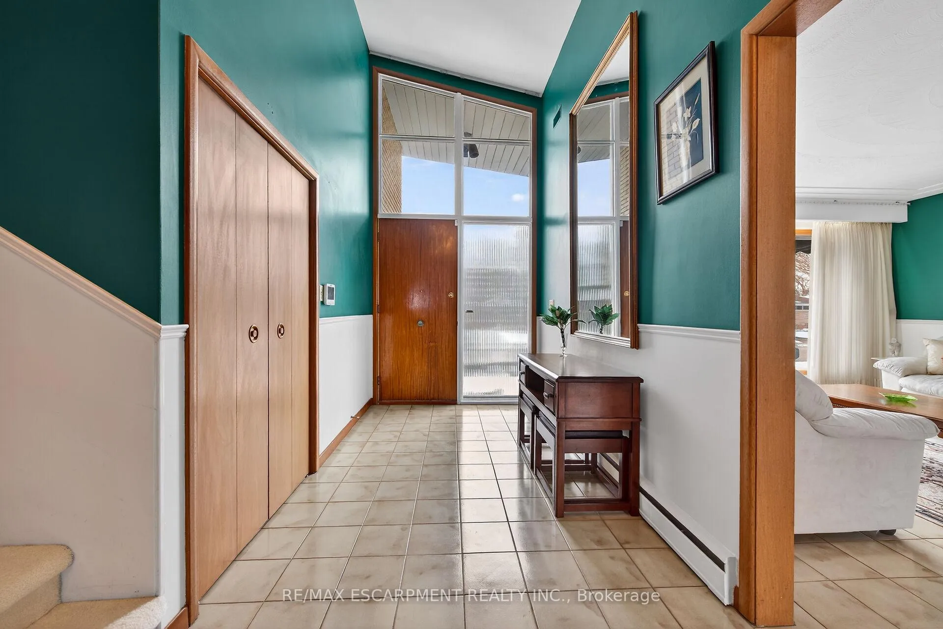 Photo 5 of 16 Southill Drive, Hamilton, Centremount — HOMEH