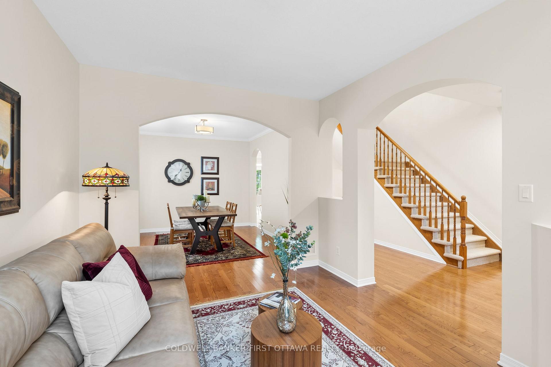 Photo 7 of 9 Calderwood Way, Ottawa, Barrhaven - Stonebridge — HOMEH