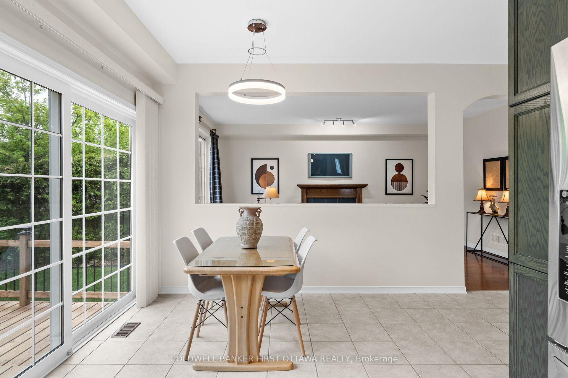 Photo 13 of 9 Calderwood Way, Ottawa, Barrhaven - Stonebridge — HOMEH
