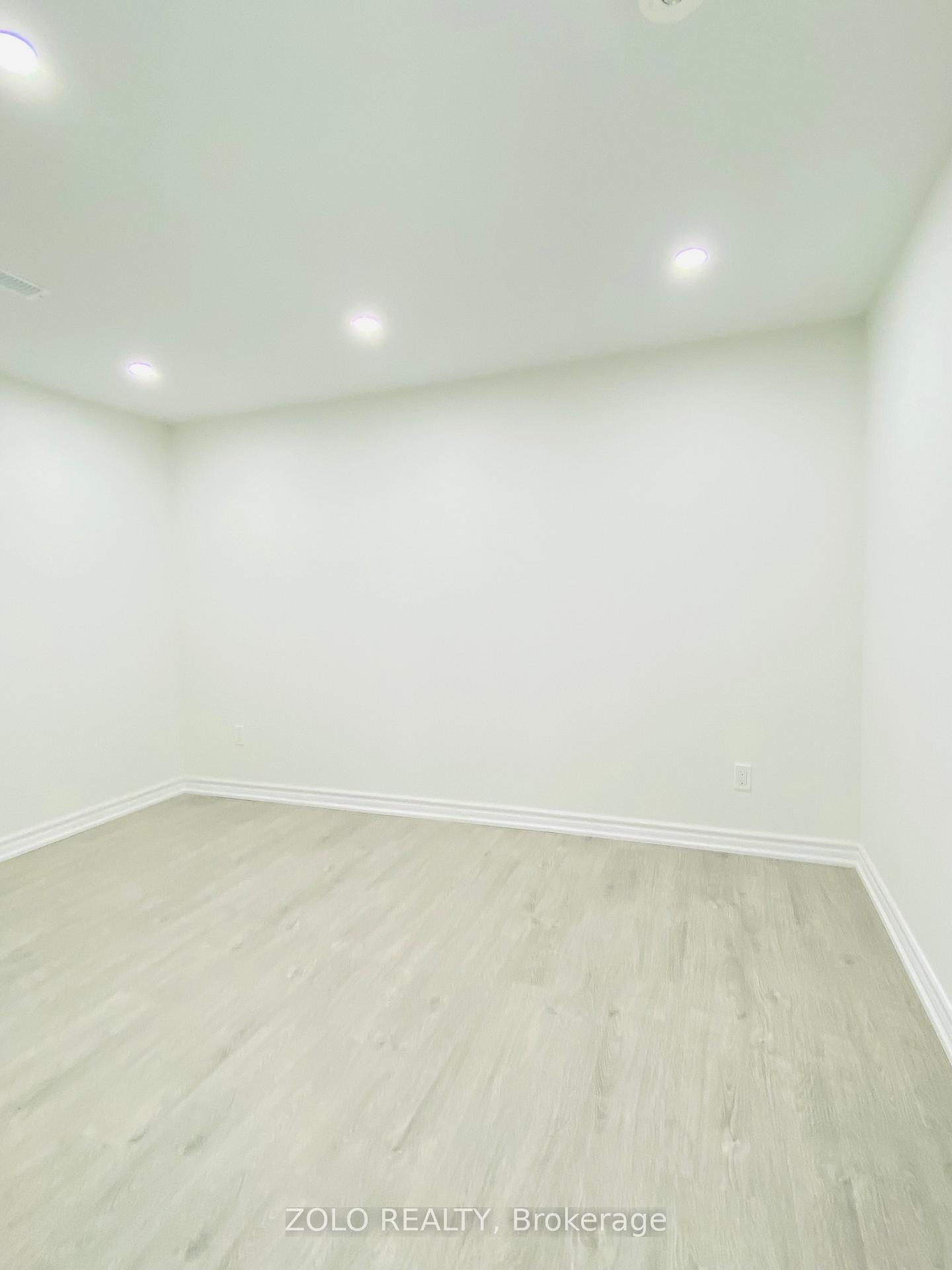Photo 10 of Unit Lower, 28 Shepherd Drive, Barrie, Rural Barrie Southeast — HOMEH