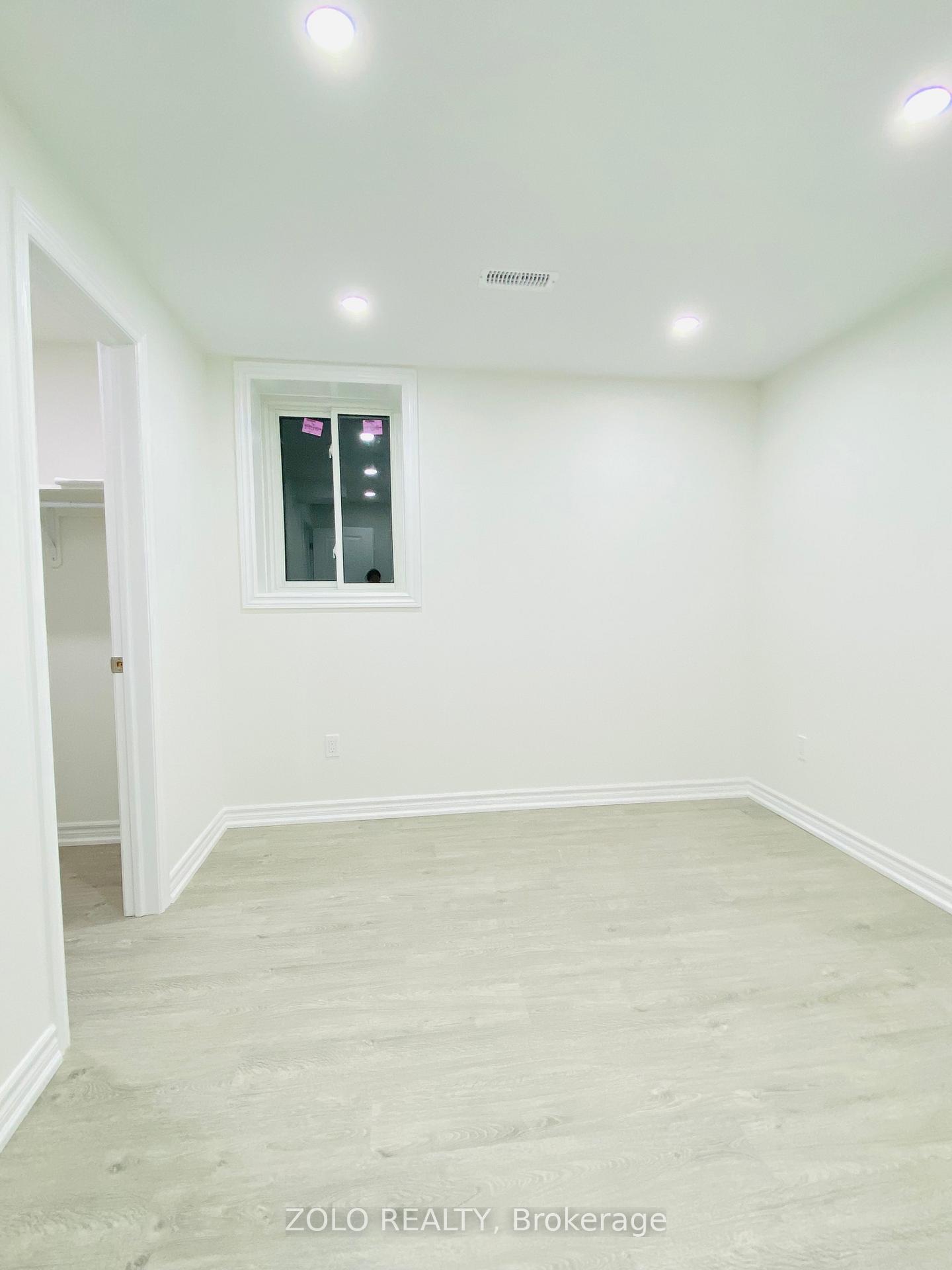 Photo 11 of Unit Lower, 28 Shepherd Drive, Barrie, Rural Barrie Southeast — HOMEH