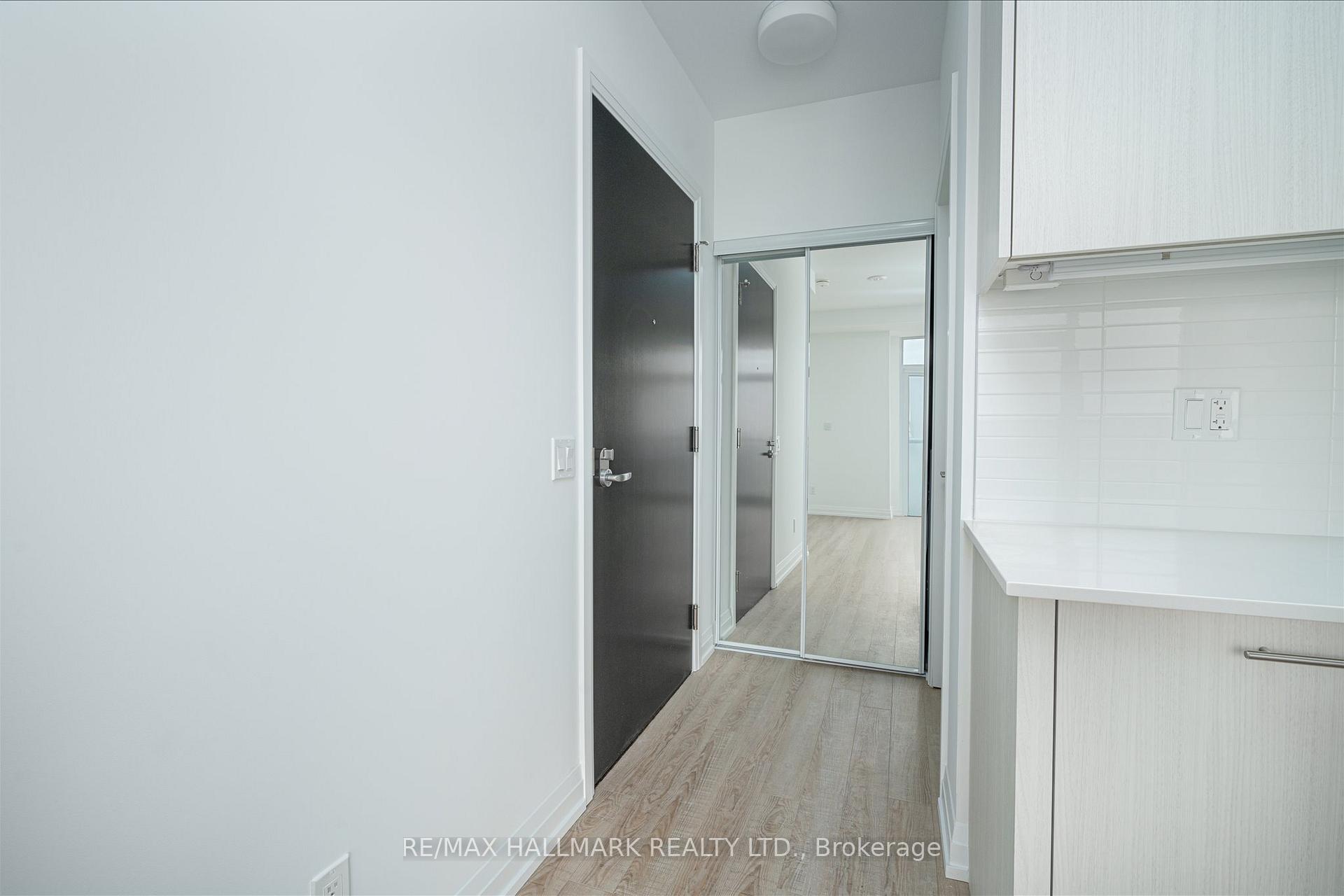 Photo 2 of Unit 1802, 286 Main Street, Toronto, East End-Danforth — HOMEH