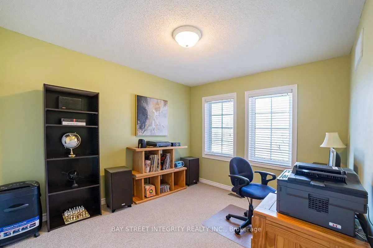 Photo 12 of 13 Vansickle Street, Hamilton, Ancaster — HOMEH