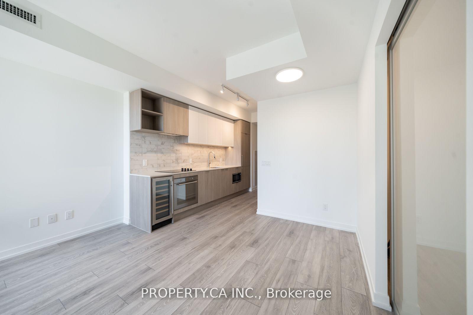 Photo 17 of Unit 305, 2020 Bathurst Street, Toronto, Humewood-Cedarvale — HOMEH