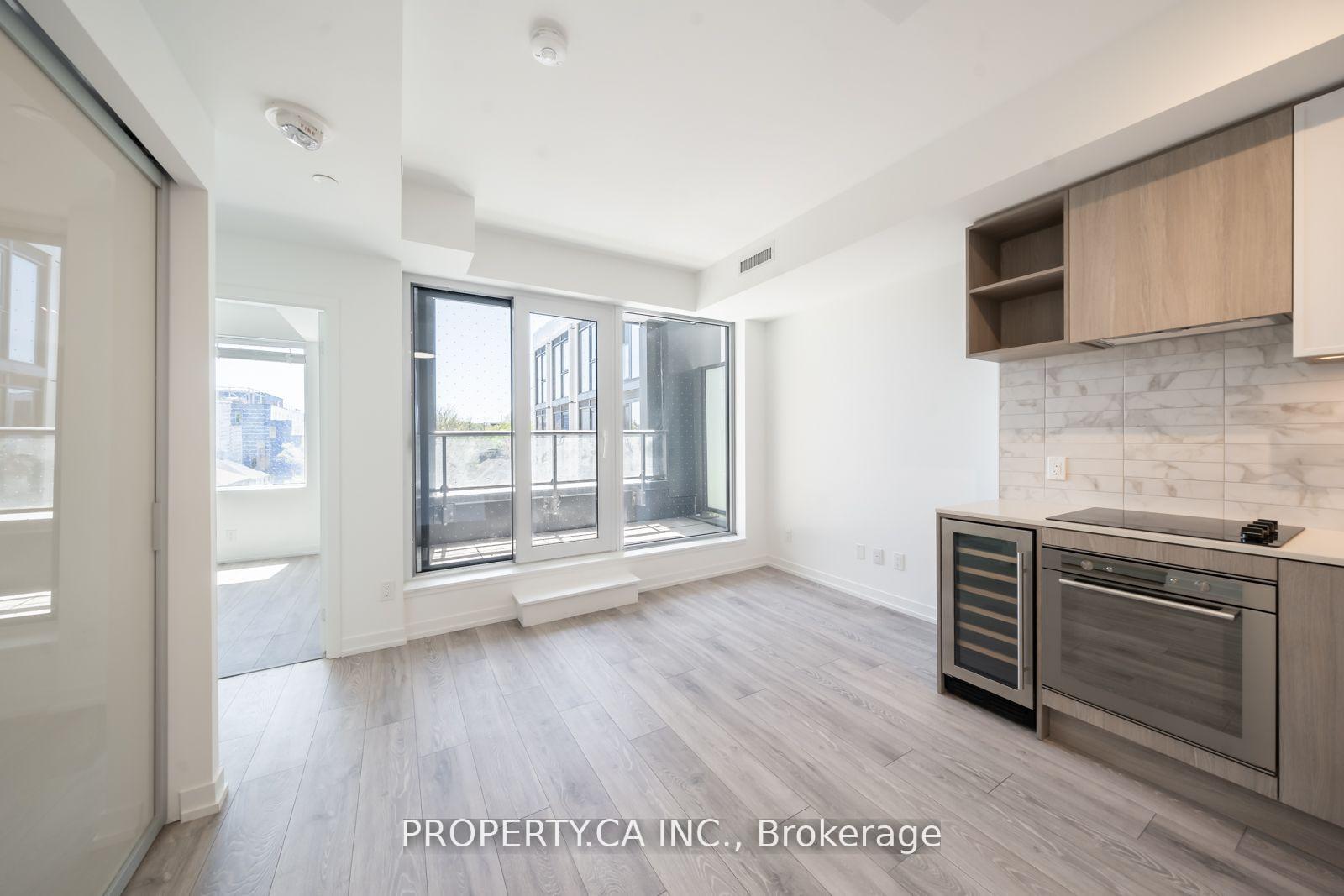 Photo 9 of Unit 305, 2020 Bathurst Street, Toronto, Humewood-Cedarvale — HOMEH