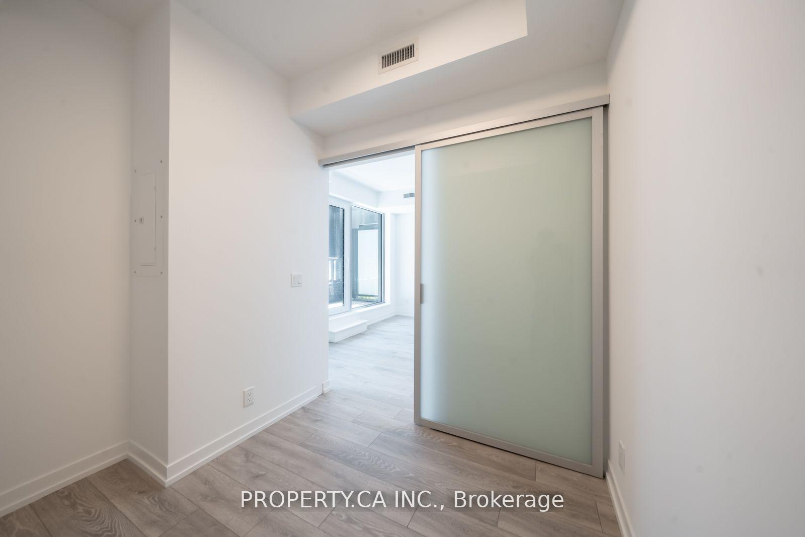 Photo 12 of Unit 305, 2020 Bathurst Street, Toronto, Humewood-Cedarvale — HOMEH