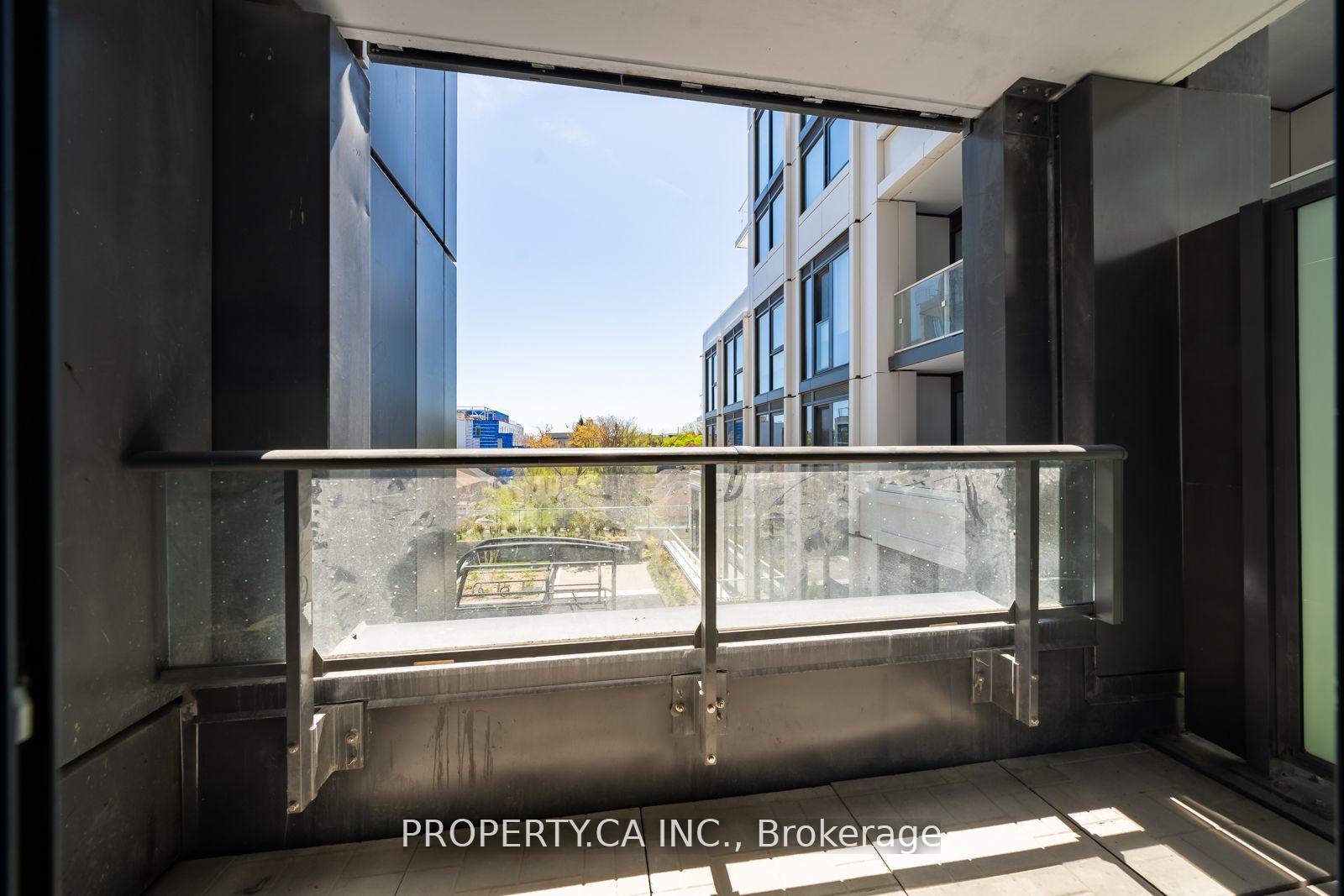 Photo 10 of Unit 305, 2020 Bathurst Street, Toronto, Humewood-Cedarvale — HOMEH