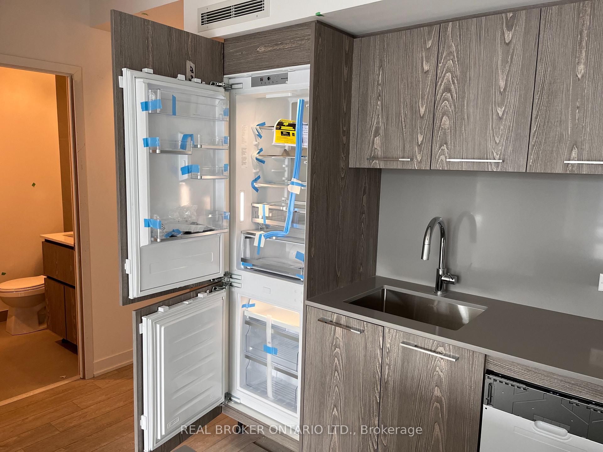 Photo 10 of Unit 604, 665 Queen Street E, Toronto, South Riverdale — HOMEH