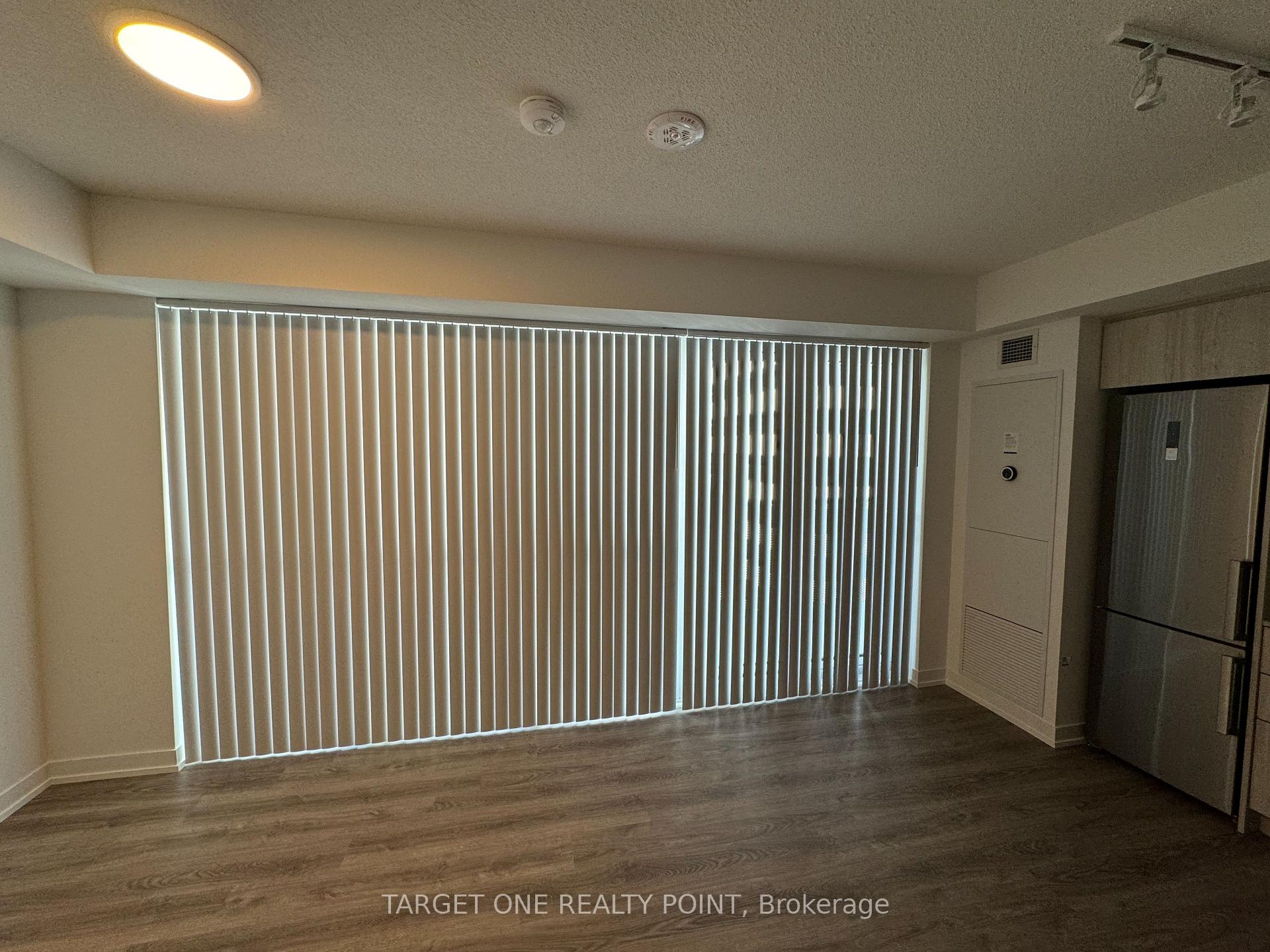 Photo 2 of Unit 3012, 195 Commerce Street, Vaughan, Vaughan Corporate Centre — HOMEH