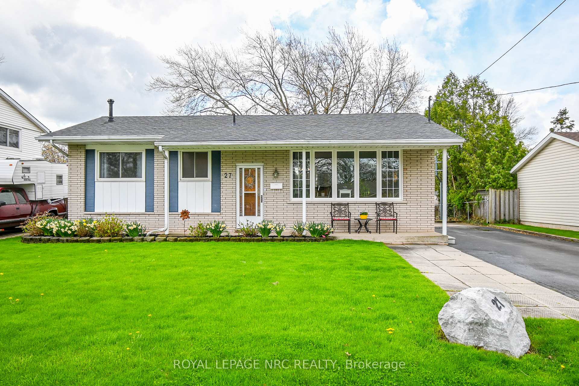 Photo 1 of 27 Forest Road, Grimsby, Grimsby Beach — HOMEH