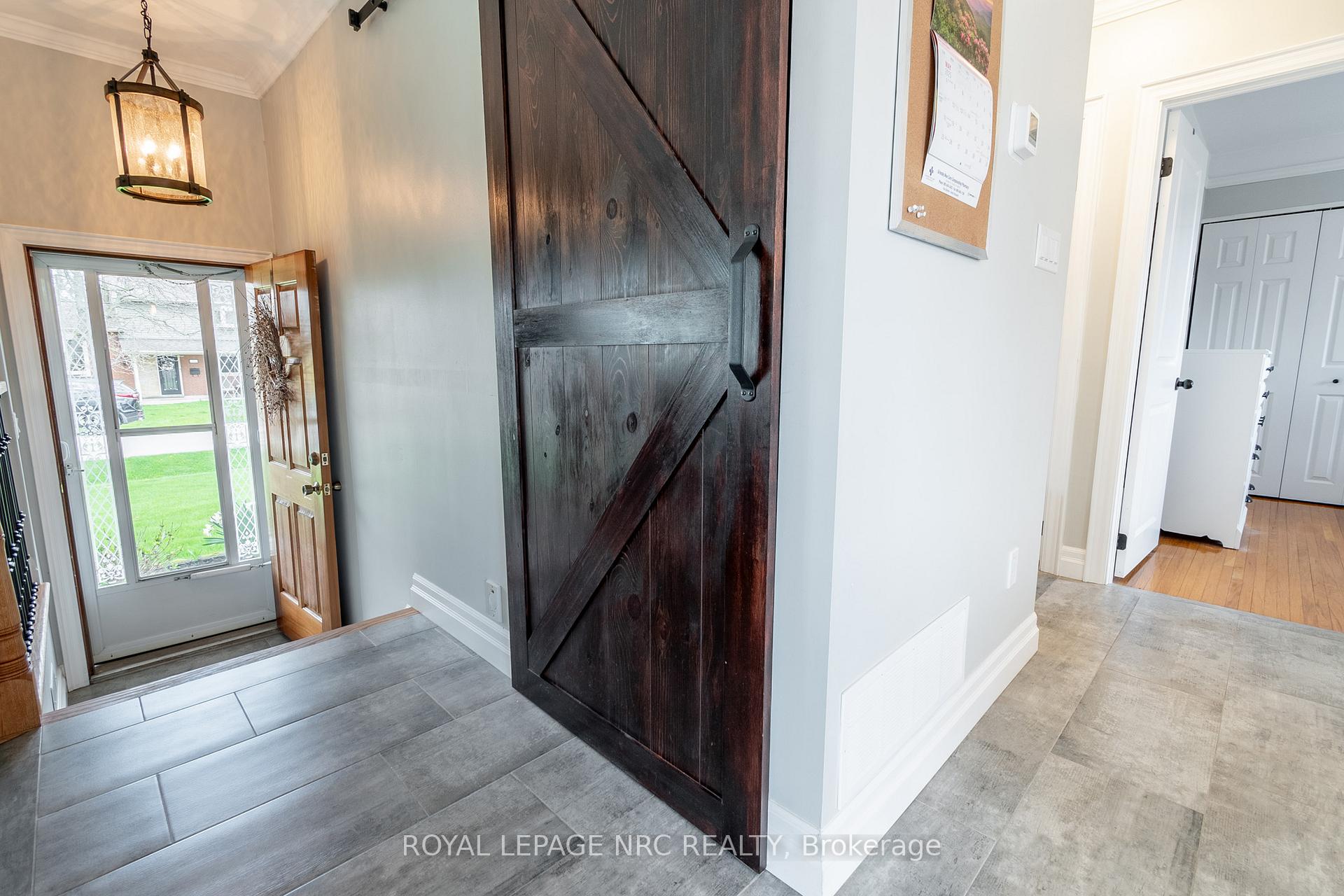 Photo 6 of 27 Forest Road, Grimsby, Grimsby Beach — HOMEH