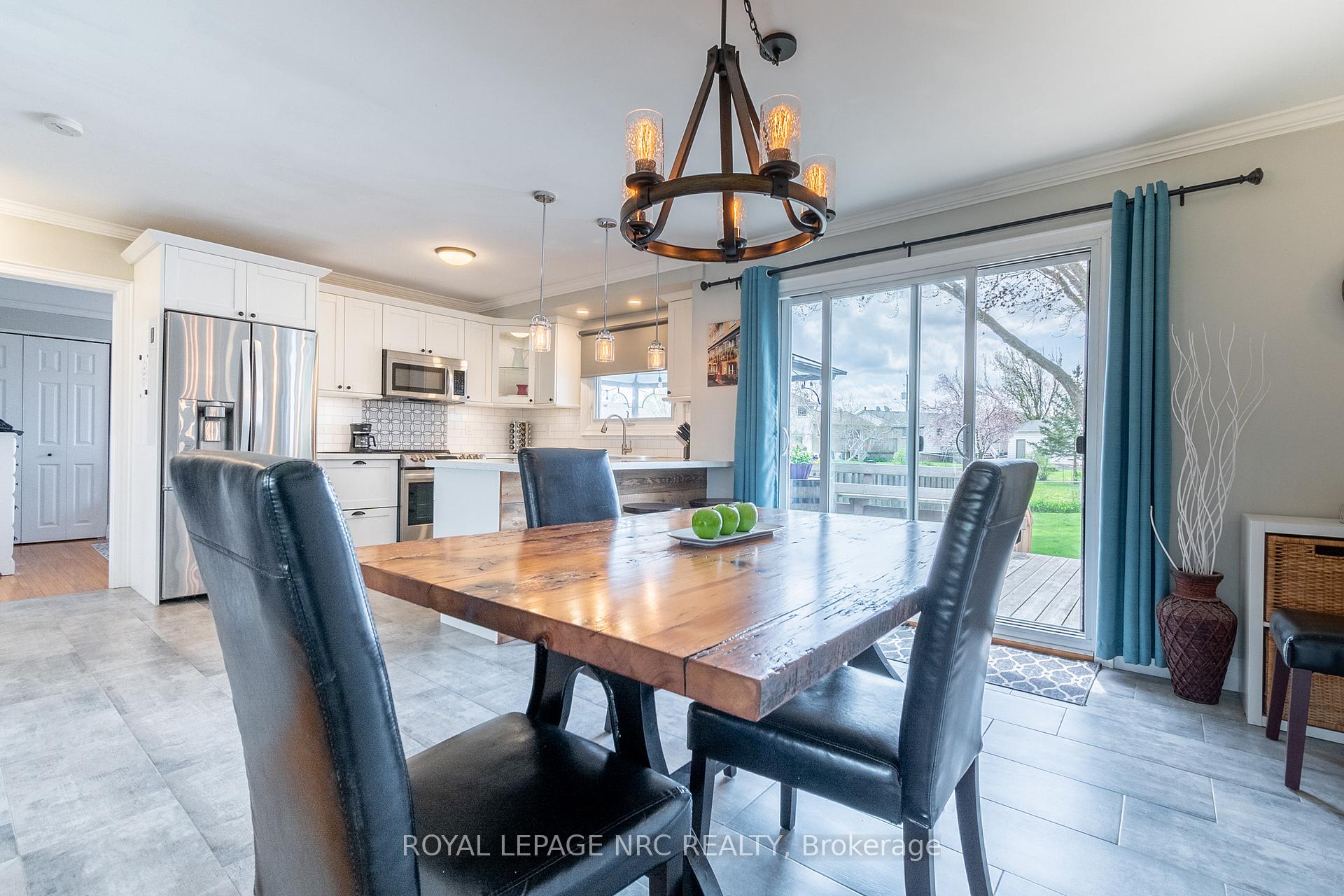 Photo 14 of 27 Forest Road, Grimsby, Grimsby Beach — HOMEH