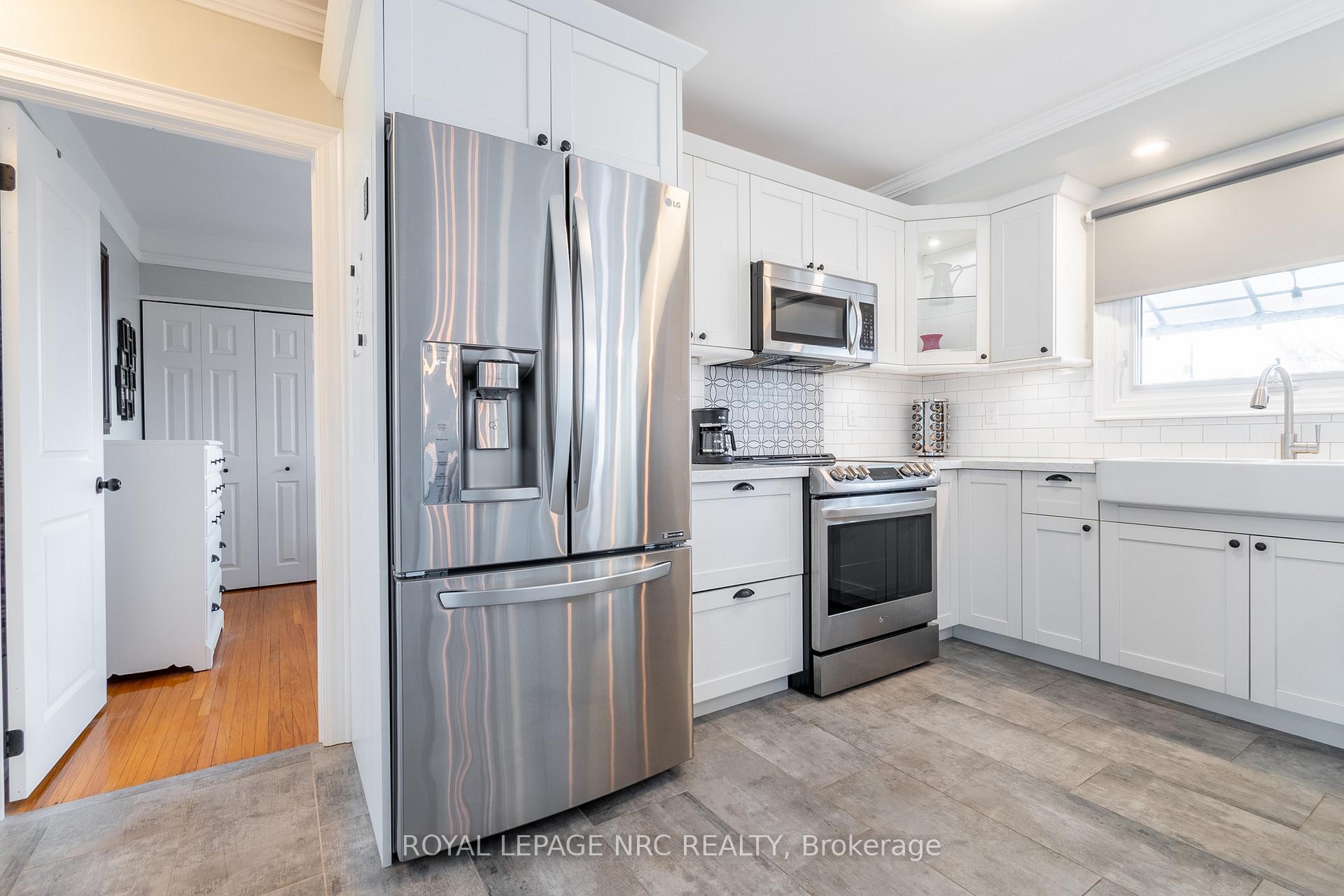 Photo 17 of 27 Forest Road, Grimsby, Grimsby Beach — HOMEH