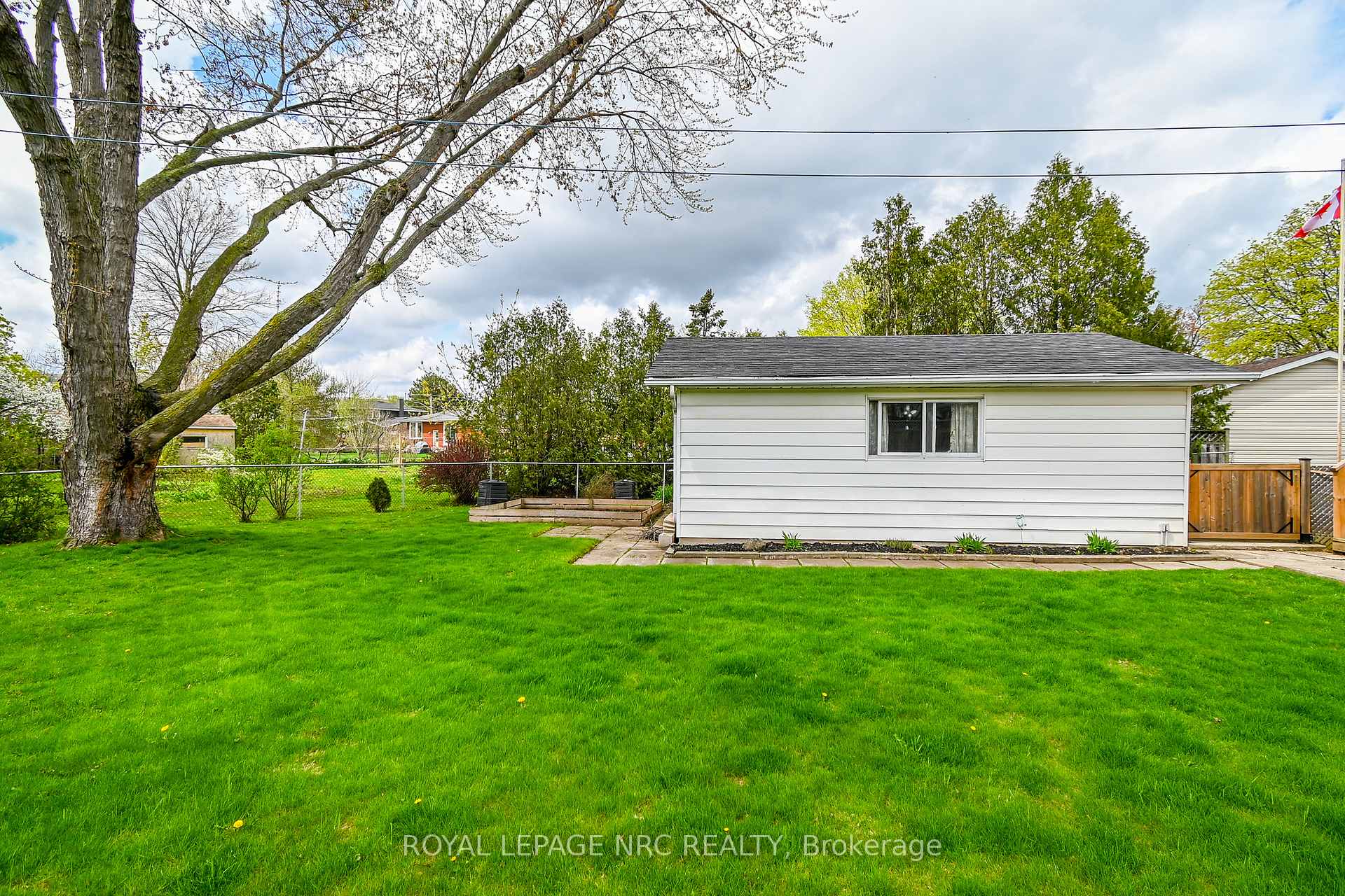 Photo 42 of 27 Forest Road, Grimsby, Grimsby Beach — HOMEH