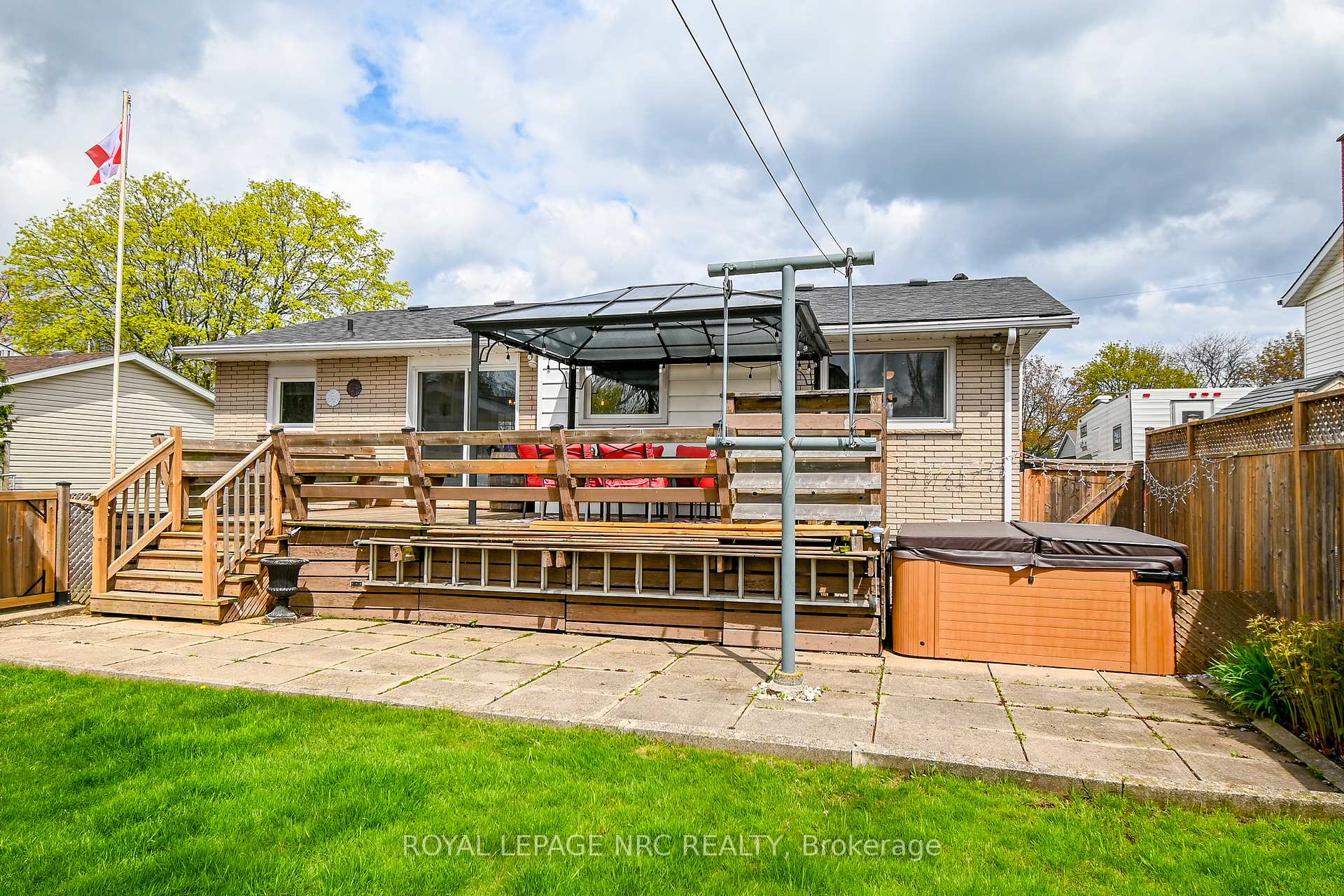 Photo 43 of 27 Forest Road, Grimsby, Grimsby Beach — HOMEH