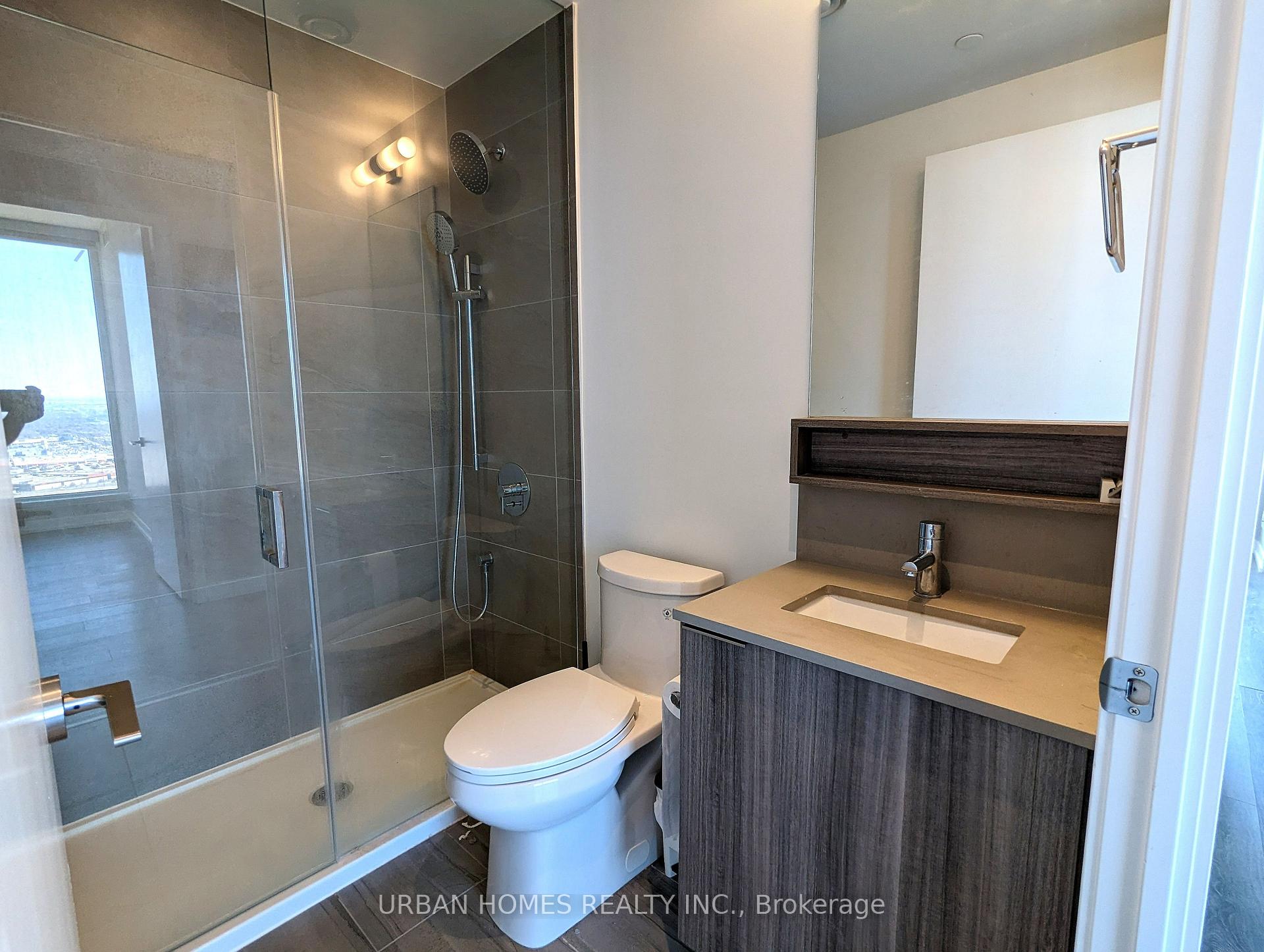 Photo 10 of Unit 3909, 5 Buttermill Avenue, Vaughan, Vaughan Corporate Centre — HOMEH