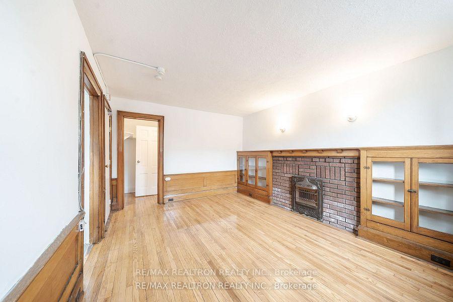 Photo 5 of Unit 62, 8 Kingston Road, Toronto, Woodbine Corridor — HOMEH