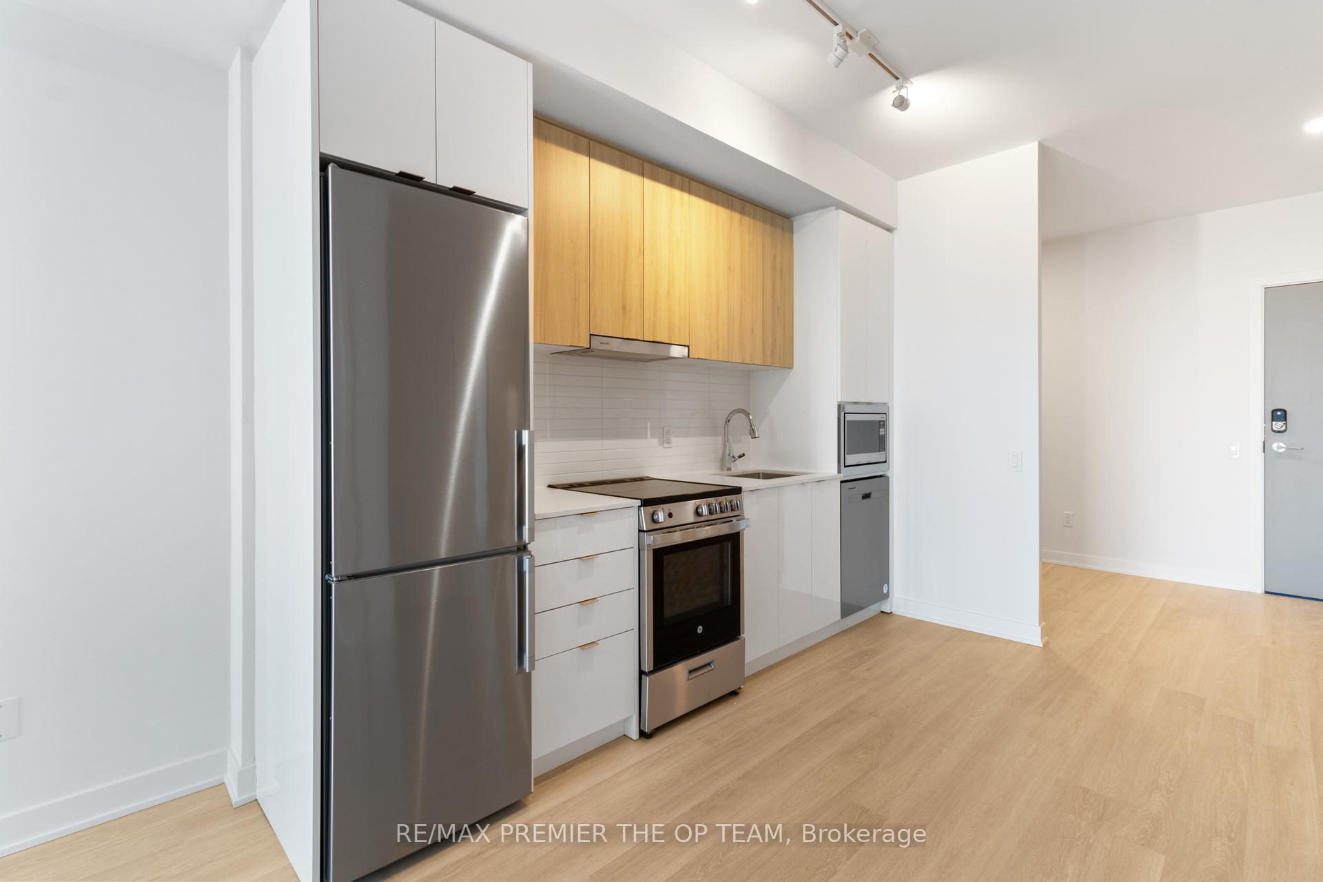 Photo 16 of Unit 2109, 30 Upper Mall Way, Vaughan, Brownridge — HOMEH