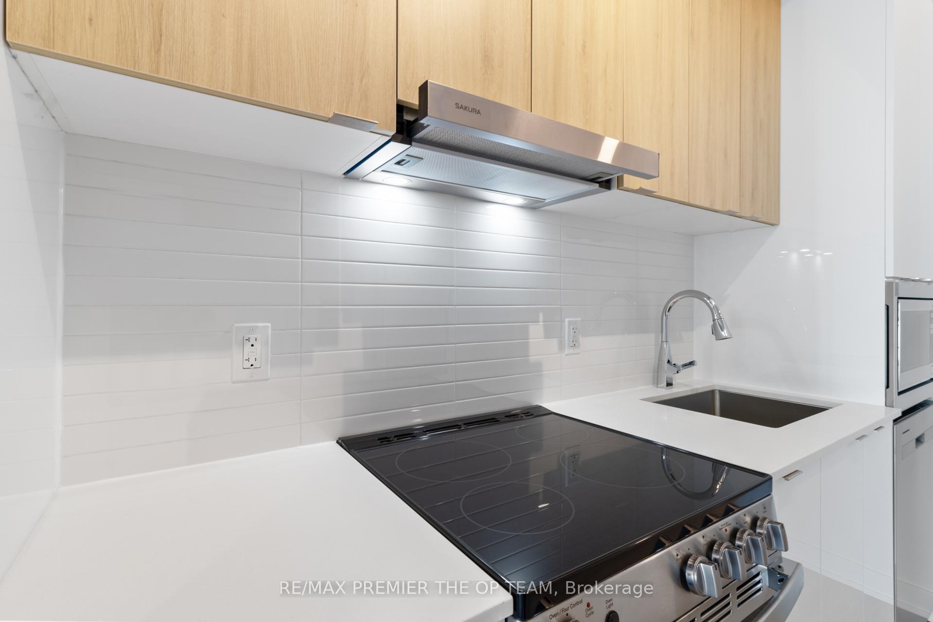 Photo 22 of Unit 2109, 30 Upper Mall Way, Vaughan, Brownridge — HOMEH