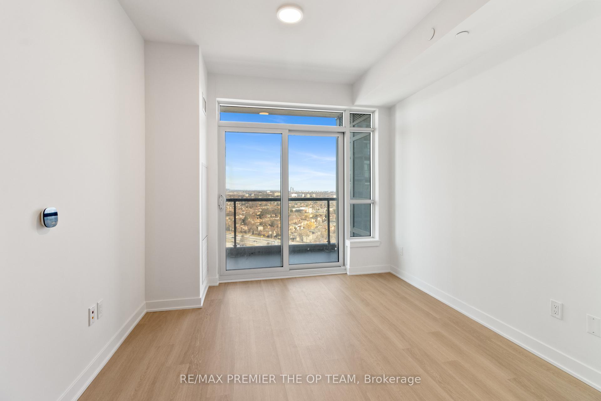 Photo 21 of Unit 2109, 30 Upper Mall Way, Vaughan, Brownridge — HOMEH