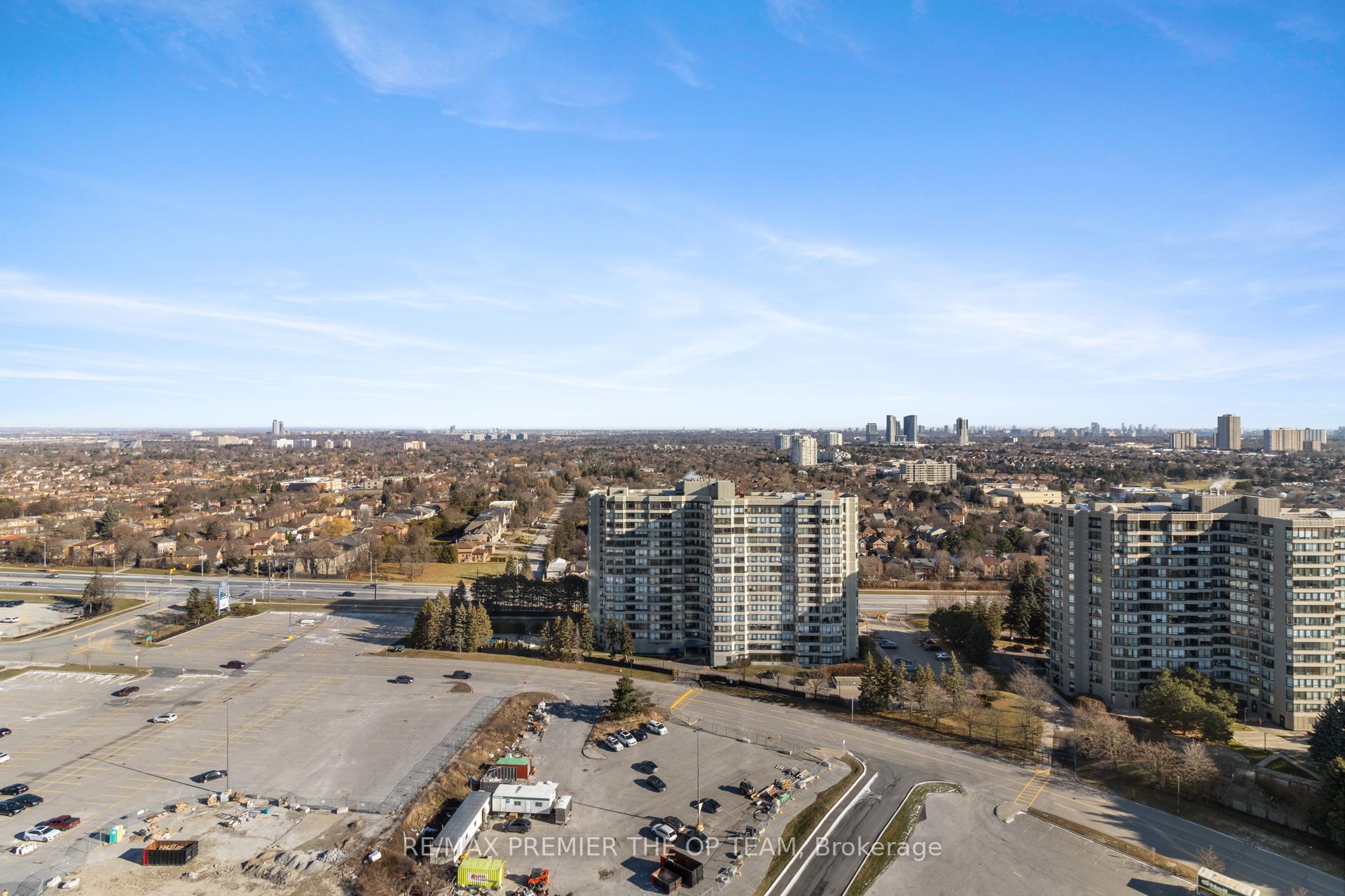 Photo 31 of Unit 2109, 30 Upper Mall Way, Vaughan, Brownridge — HOMEH