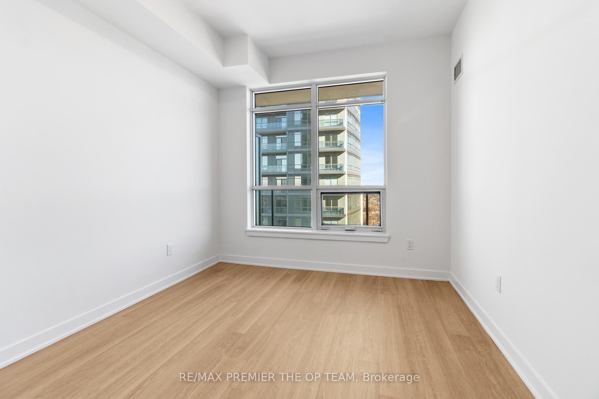 Photo 34 of Unit 2109, 30 Upper Mall Way, Vaughan, Brownridge — HOMEH