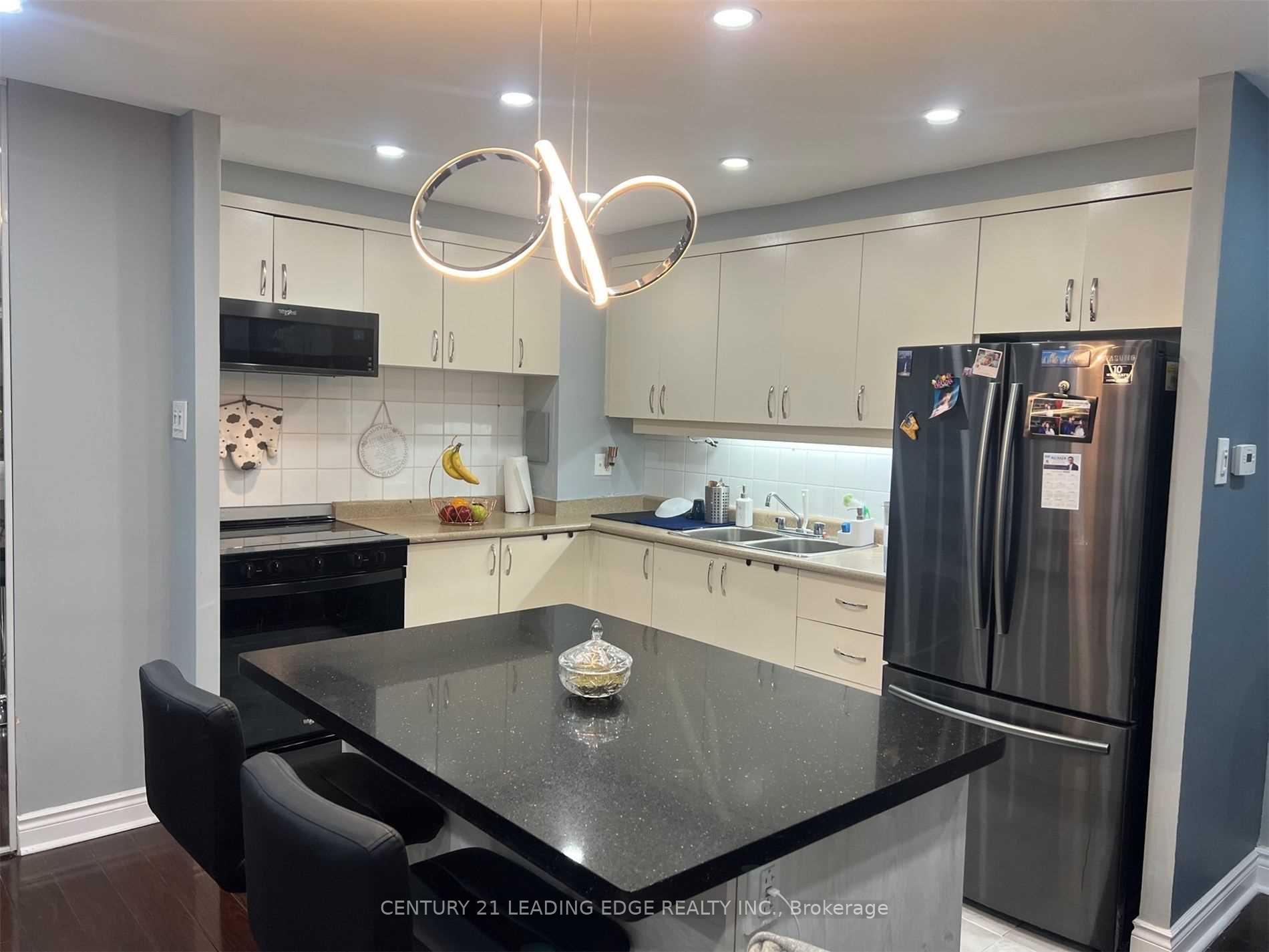 Photo 4 of Unit 1008, 715 Don Mills Road, Toronto, Flemingdon Park — HOMEH