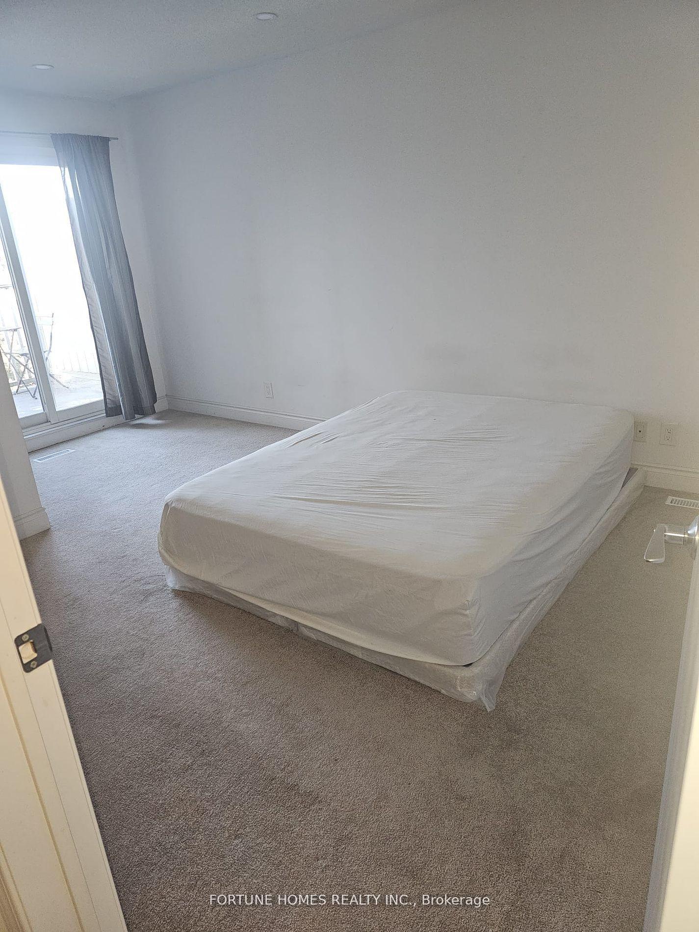 Photo 11 of Unit 204, 25 richgrove Drive, Etobicoke, Willowridge-Martingrove-Richview — HOMEH