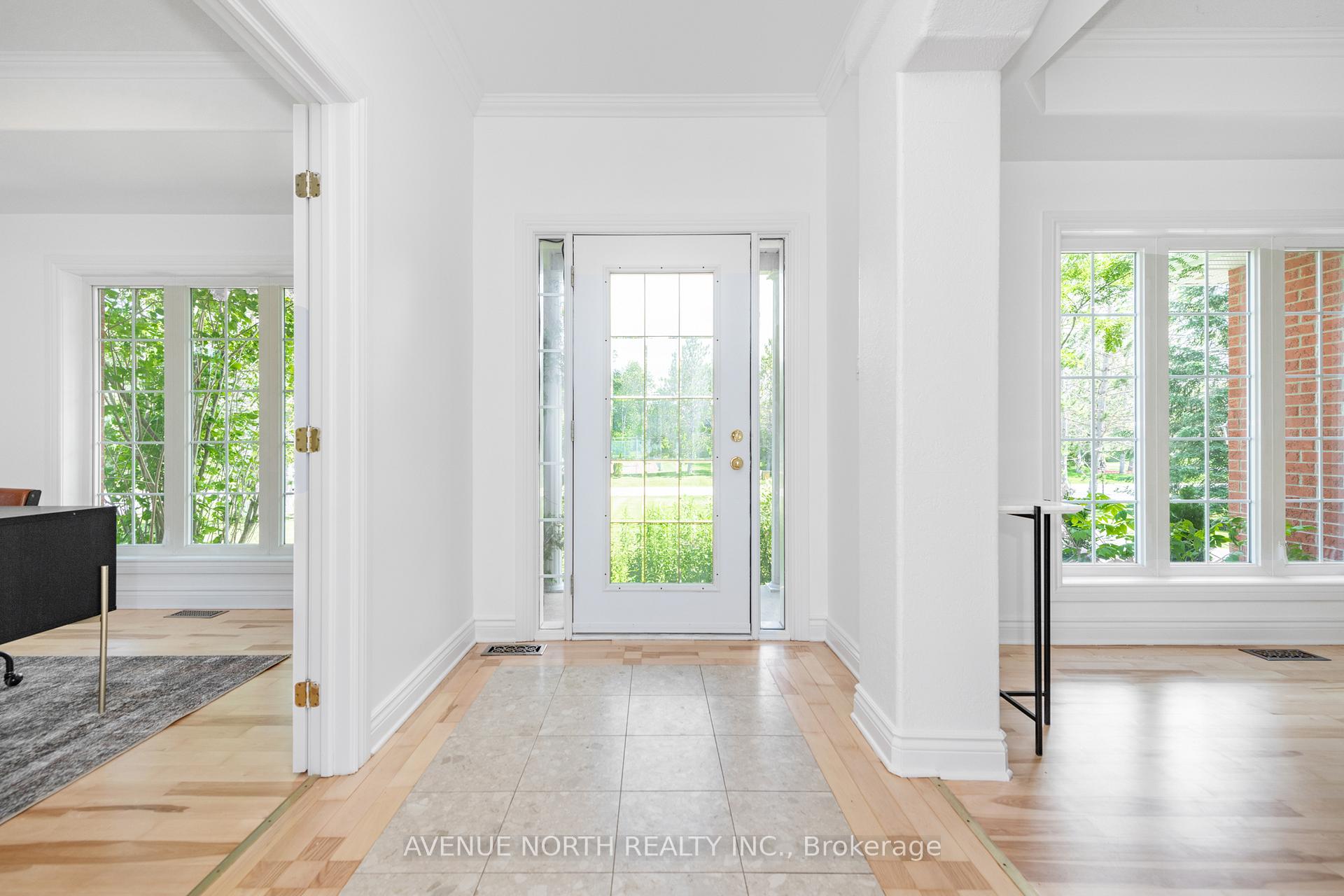 Photo 2 of 6804 Lakes Park Drive, Ottawa, Greely — HOMEH