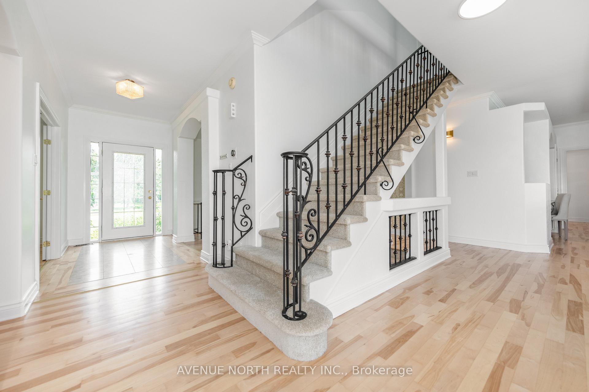 Photo 5 of 6804 Lakes Park Drive, Ottawa, Greely — HOMEH
