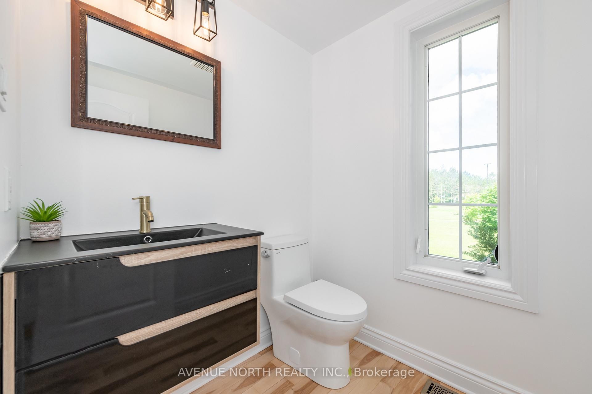 Photo 12 of 6804 Lakes Park Drive, Ottawa, Greely — HOMEH