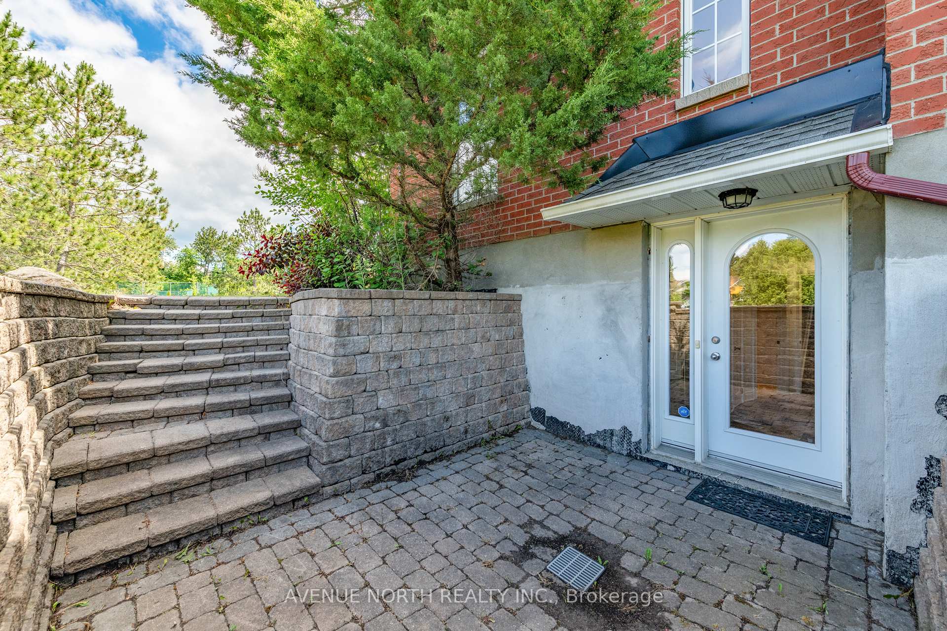 Photo 25 of 6804 Lakes Park Drive, Ottawa, Greely — HOMEH
