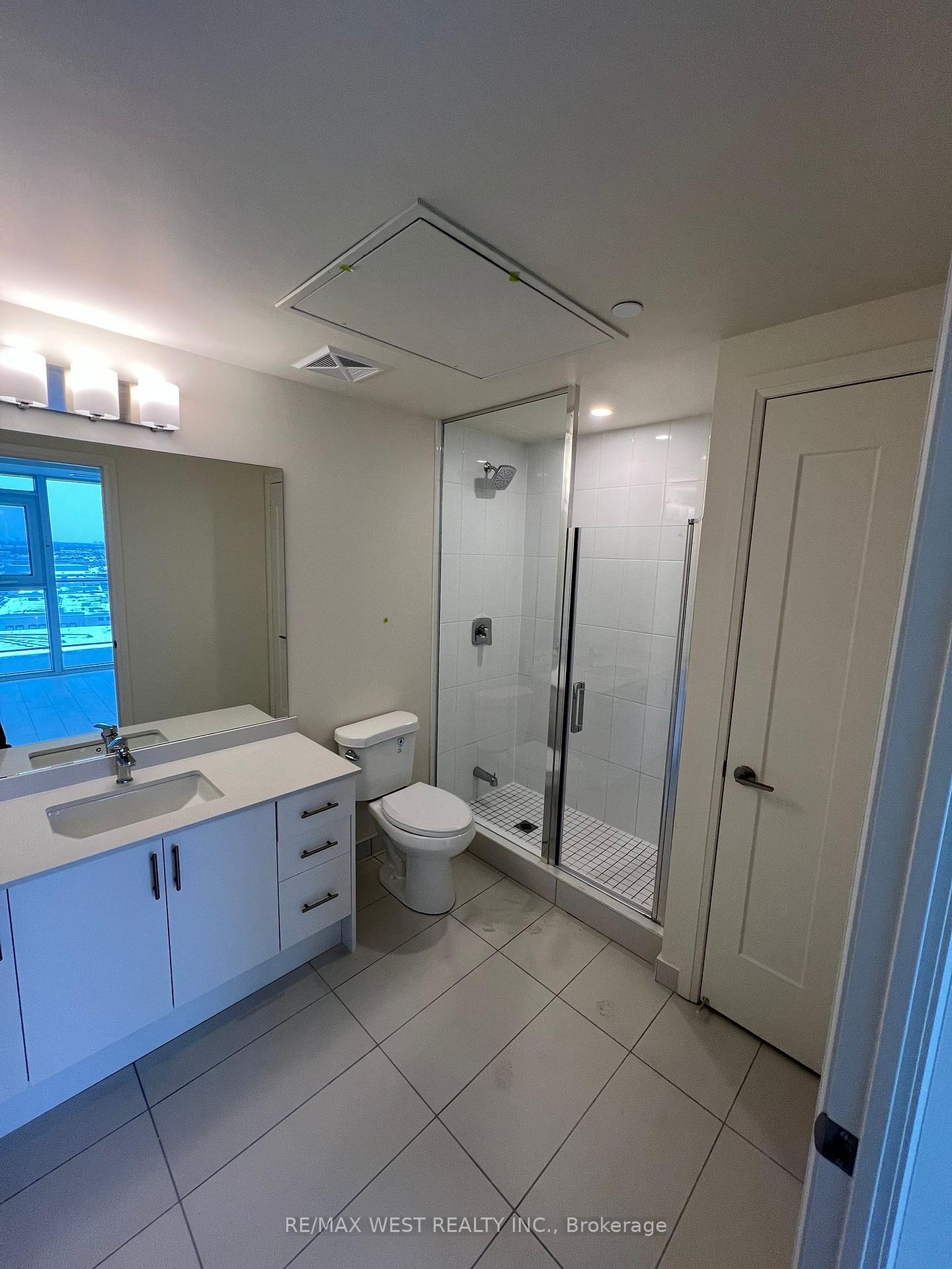 Photo 16 of Unit 1409, 8960 Jane Street, Vaughan, Concord — HOMEH
