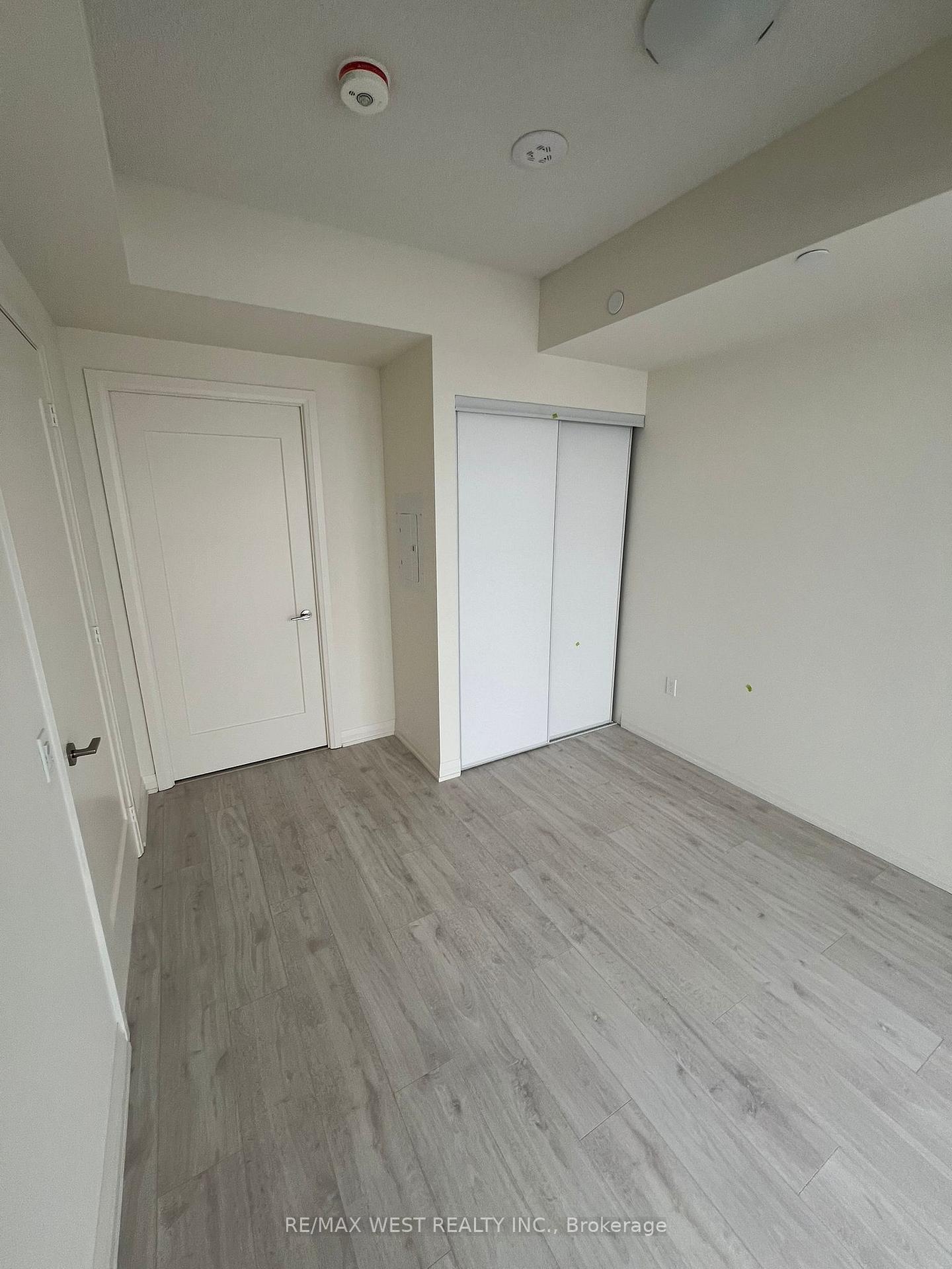Photo 15 of Unit 1409, 8960 Jane Street, Vaughan, Concord — HOMEH