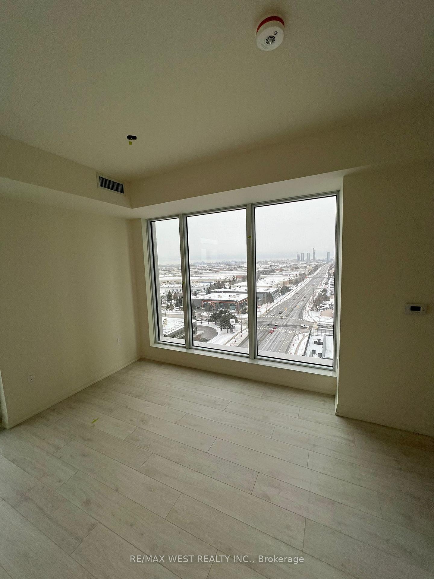 Photo 18 of Unit 1409, 8960 Jane Street, Vaughan, Concord — HOMEH