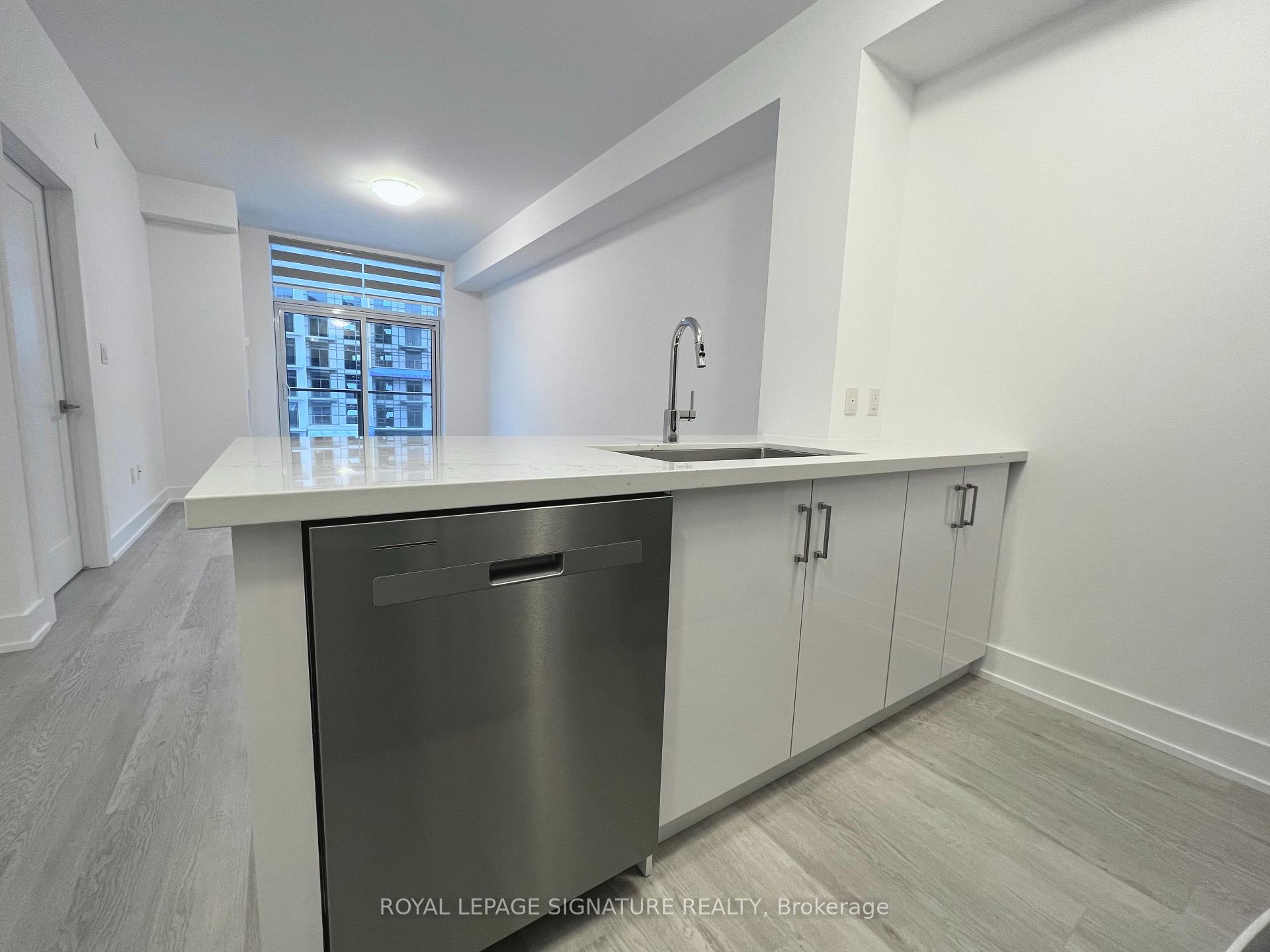 Photo 2 of Unit 806, 460 Dundas Street E, Hamilton, Waterdown — HOMEH