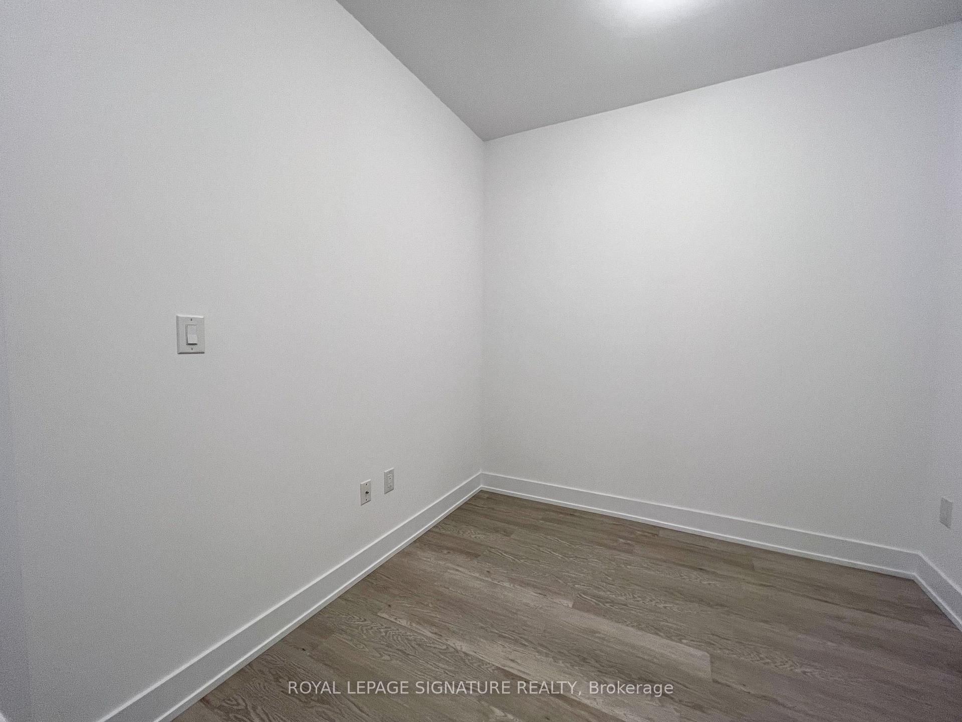 Photo 10 of Unit 806, 460 Dundas Street E, Hamilton, Waterdown — HOMEH