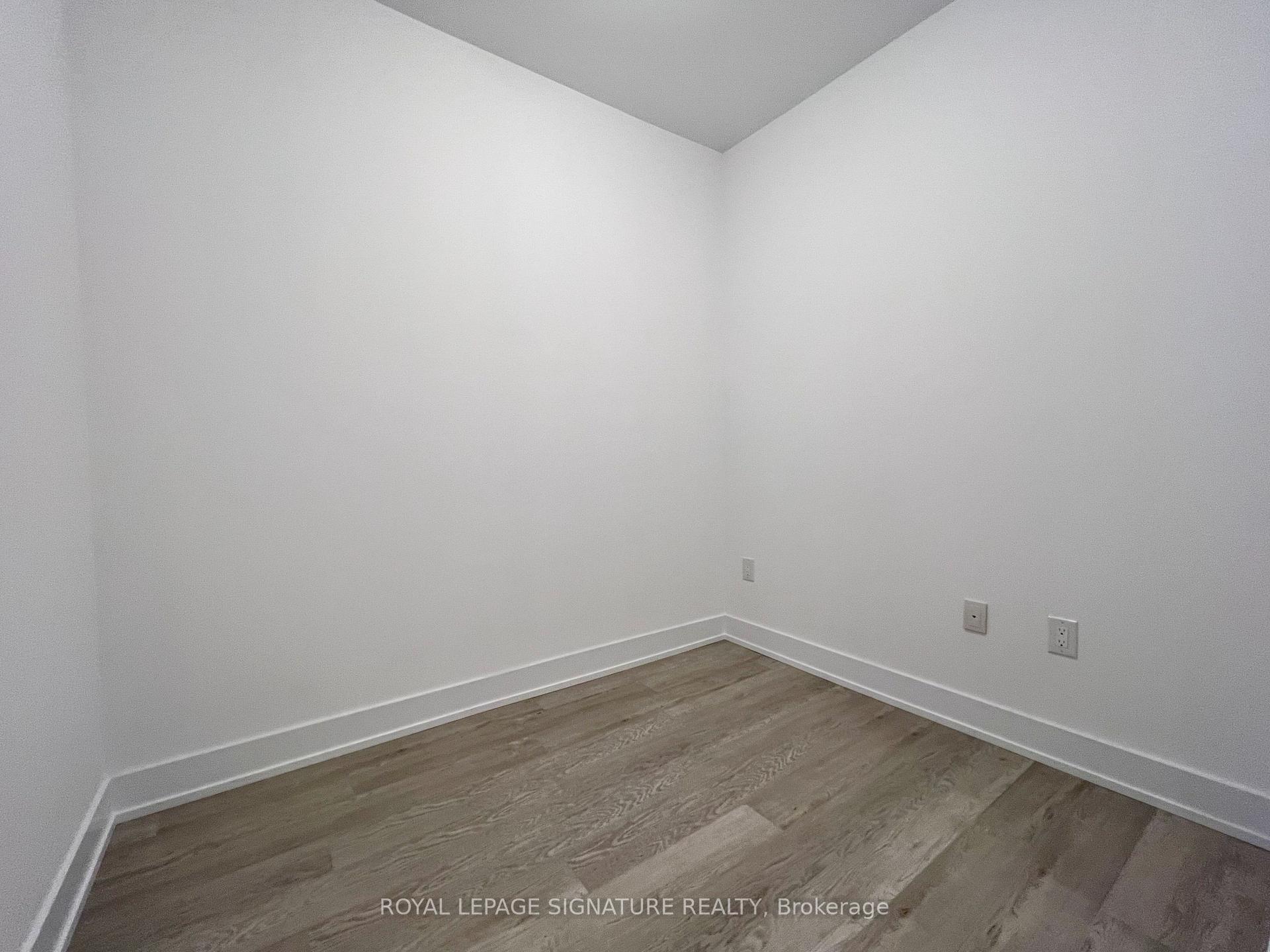 Photo 11 of Unit 806, 460 Dundas Street E, Hamilton, Waterdown — HOMEH