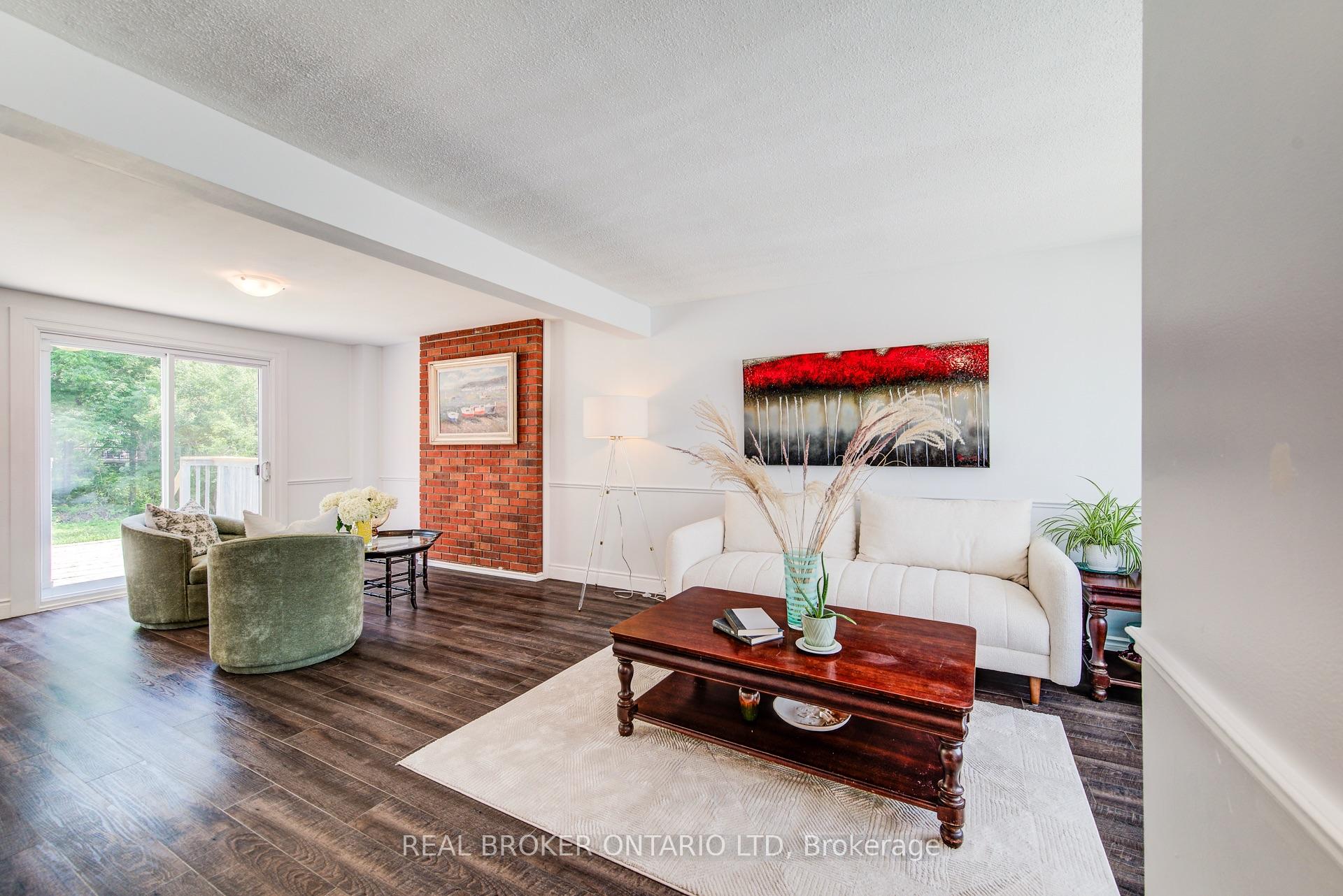 Photo 7 of 54 Yewholme Drive, Guelph, Kortright West — HOMEH