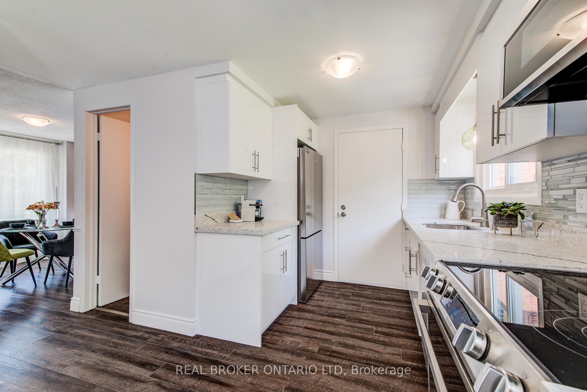 Photo 15 of 54 Yewholme Drive, Guelph, Kortright West — HOMEH
