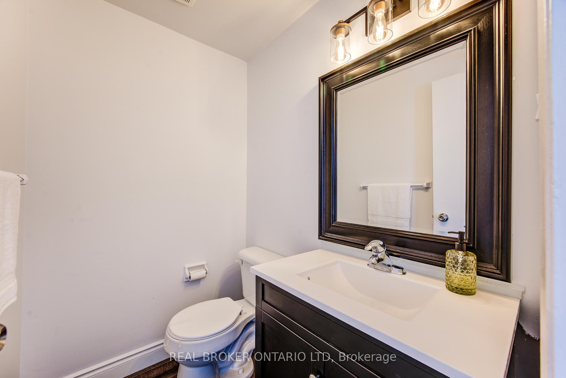 Photo 18 of 54 Yewholme Drive, Guelph, Kortright West — HOMEH