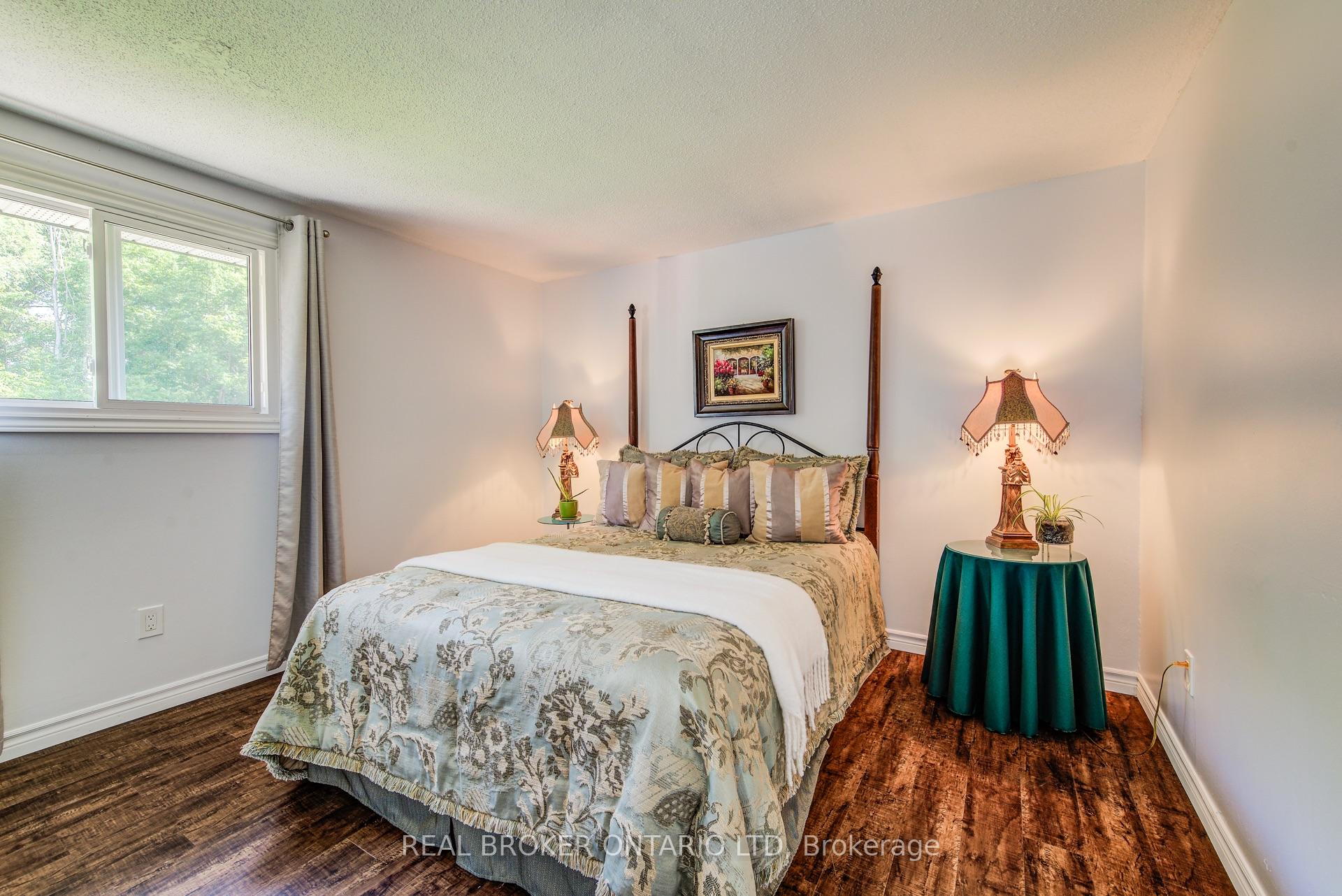 Photo 27 of 54 Yewholme Drive, Guelph, Kortright West — HOMEH