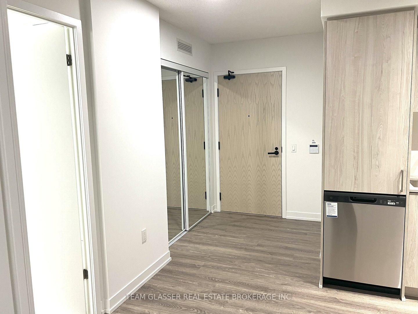 Photo 9 of Unit 2206, 195 Commerce Street, Vaughan, Concord — HOMEH