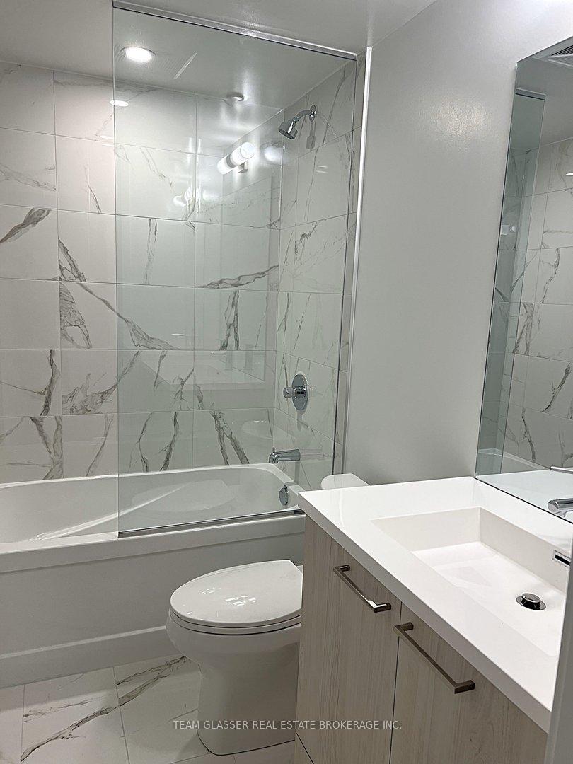 Photo 5 of Unit 2206, 195 Commerce Street, Vaughan, Concord — HOMEH