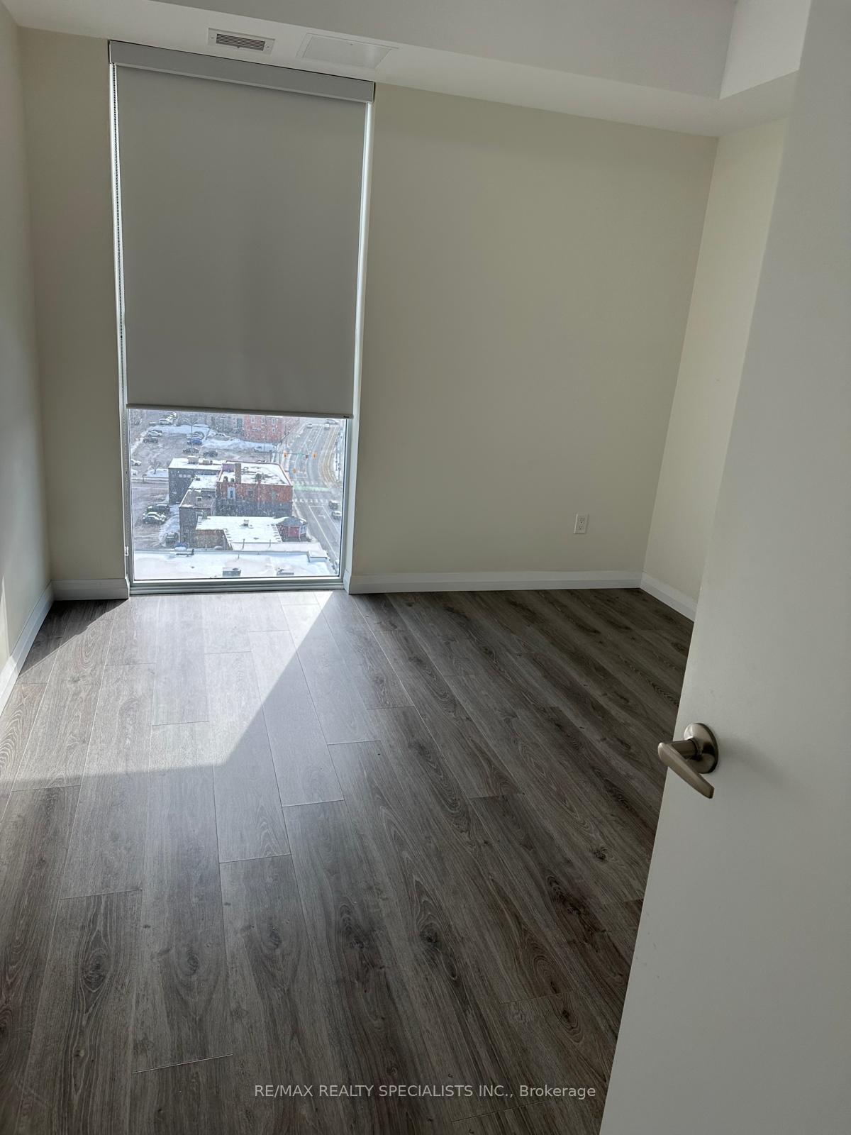 Photo 10 of Unit 1404 B, 60 Charles Street, Kitchener, City Commercial Core — HOMEH