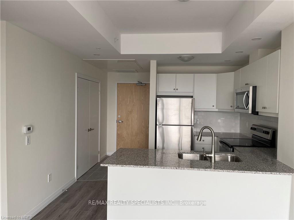 Photo 14 of Unit 1404 B, 60 Charles Street, Kitchener, City Commercial Core — HOMEH