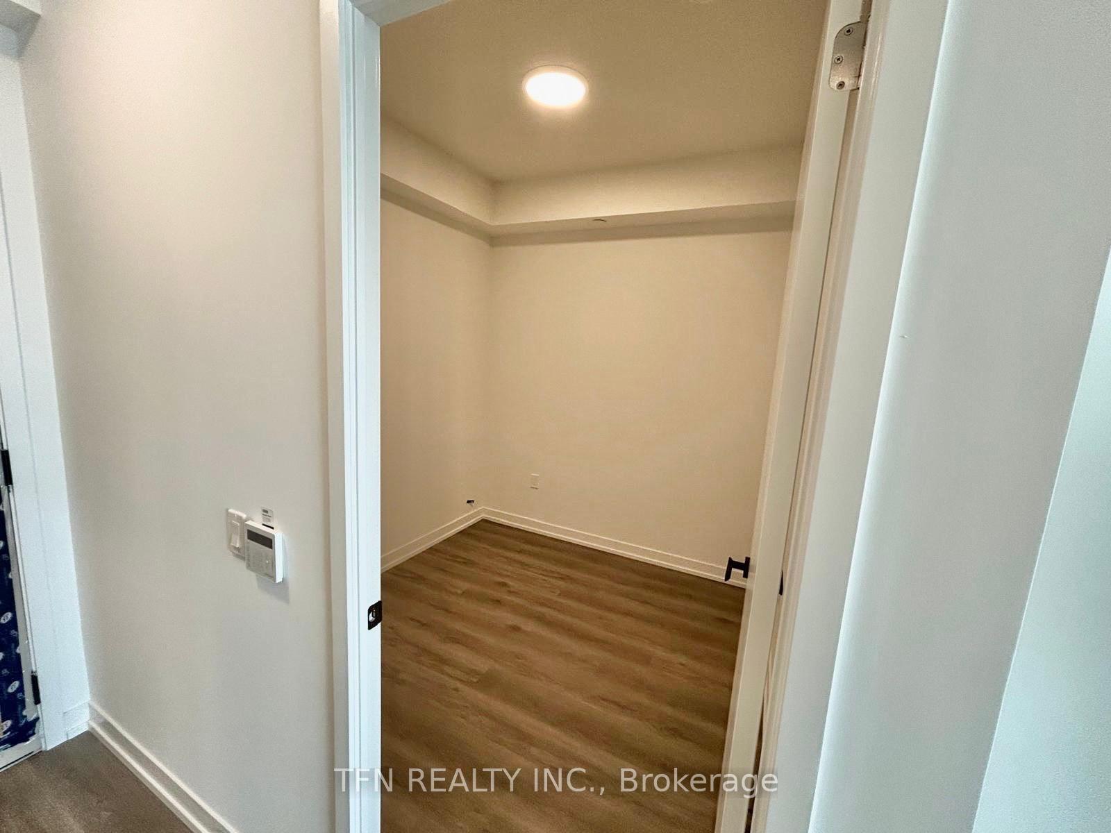 Photo 11 of Unit 2603, 225 Commerce Street, Vaughan, Vaughan Corporate Centre — HOMEH