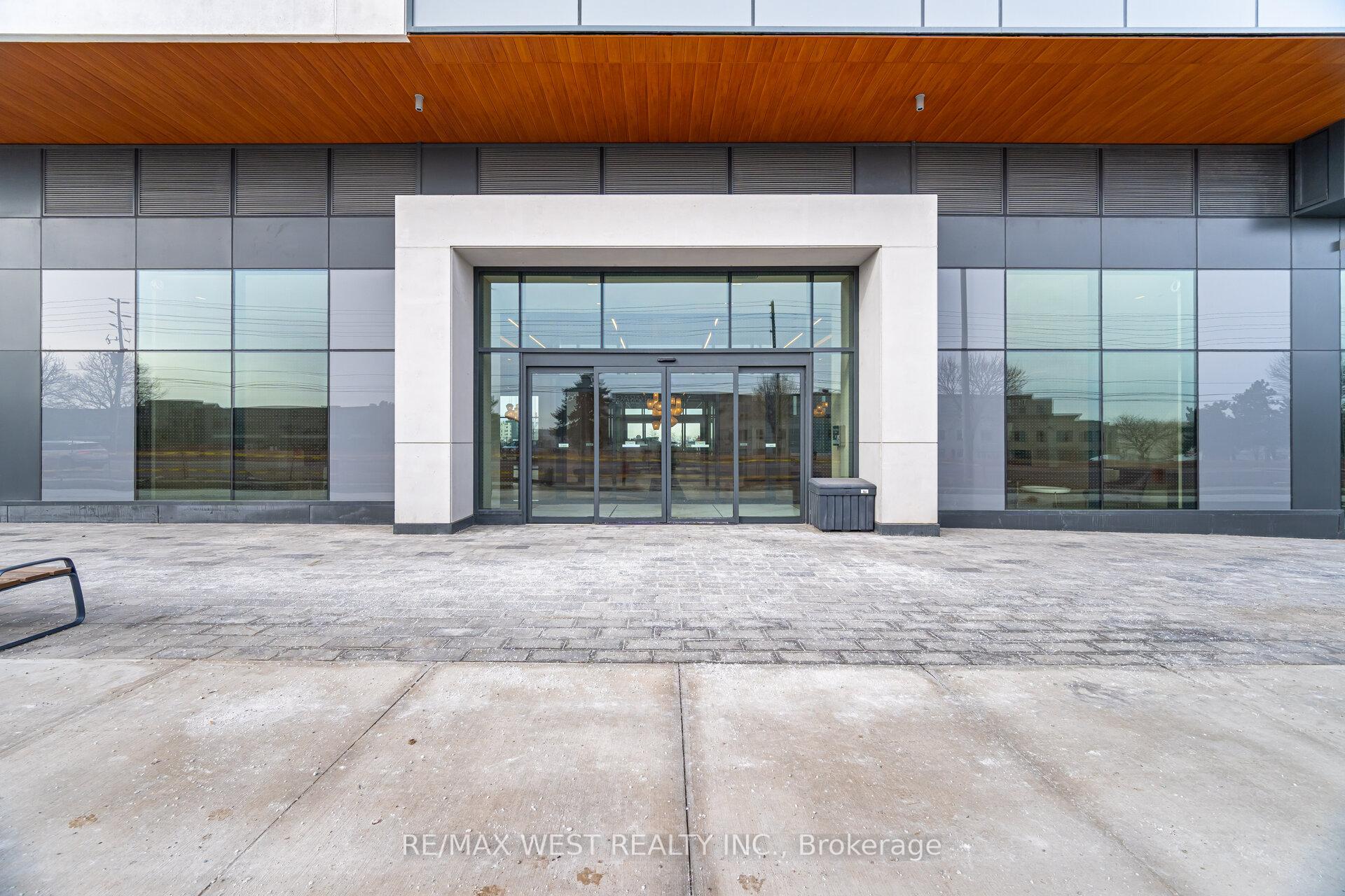 Photo 3 of Unit 1501, 8960 Jane Street, Vaughan, Concord — HOMEH