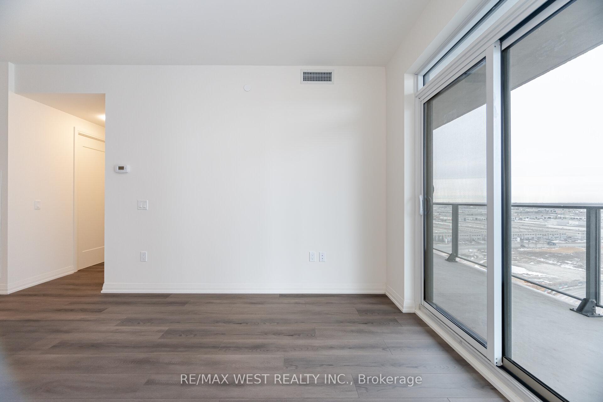 Photo 36 of Unit 1501, 8960 Jane Street, Vaughan, Concord — HOMEH