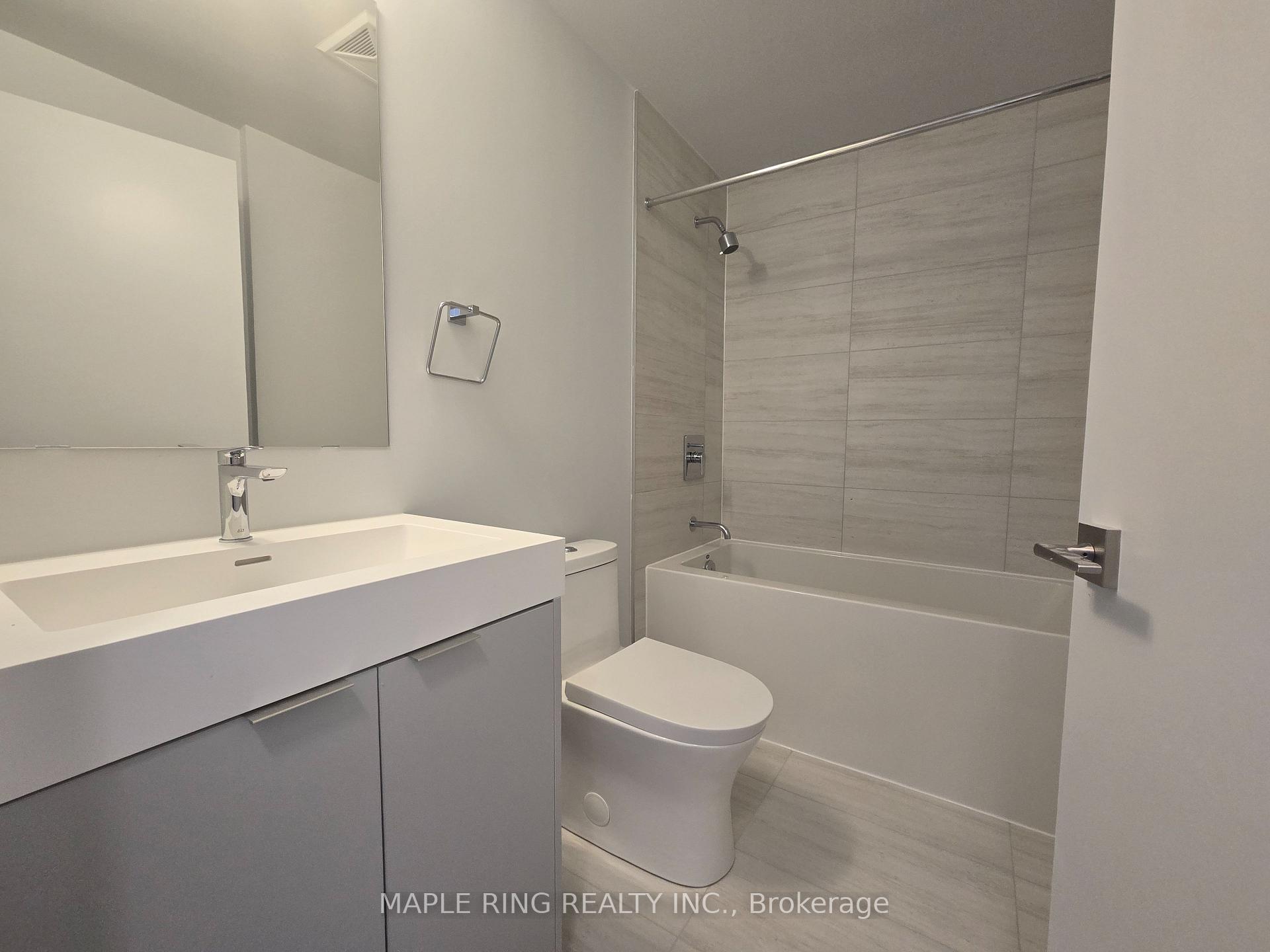 Photo 7 of Unit 4005, 2920 Highway 7 Road, Vaughan, Concord — HOMEH